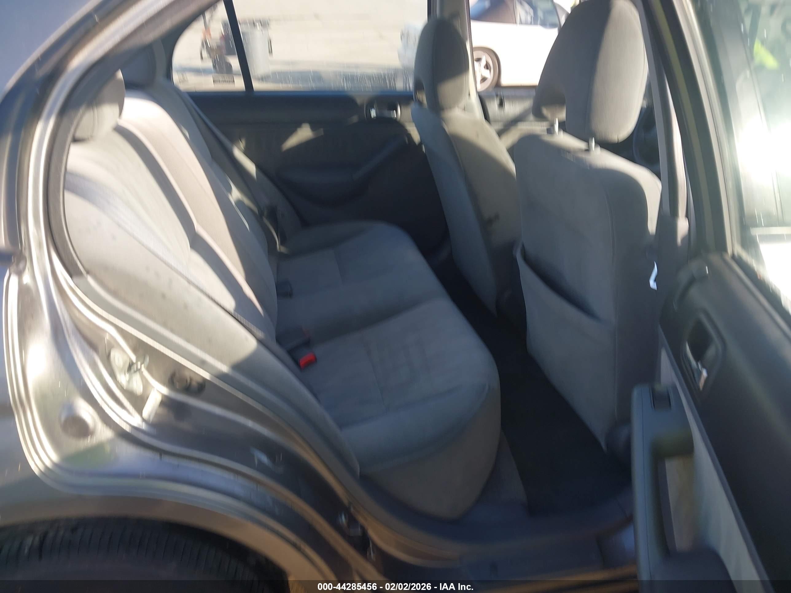 HONDA CIVIC image 8