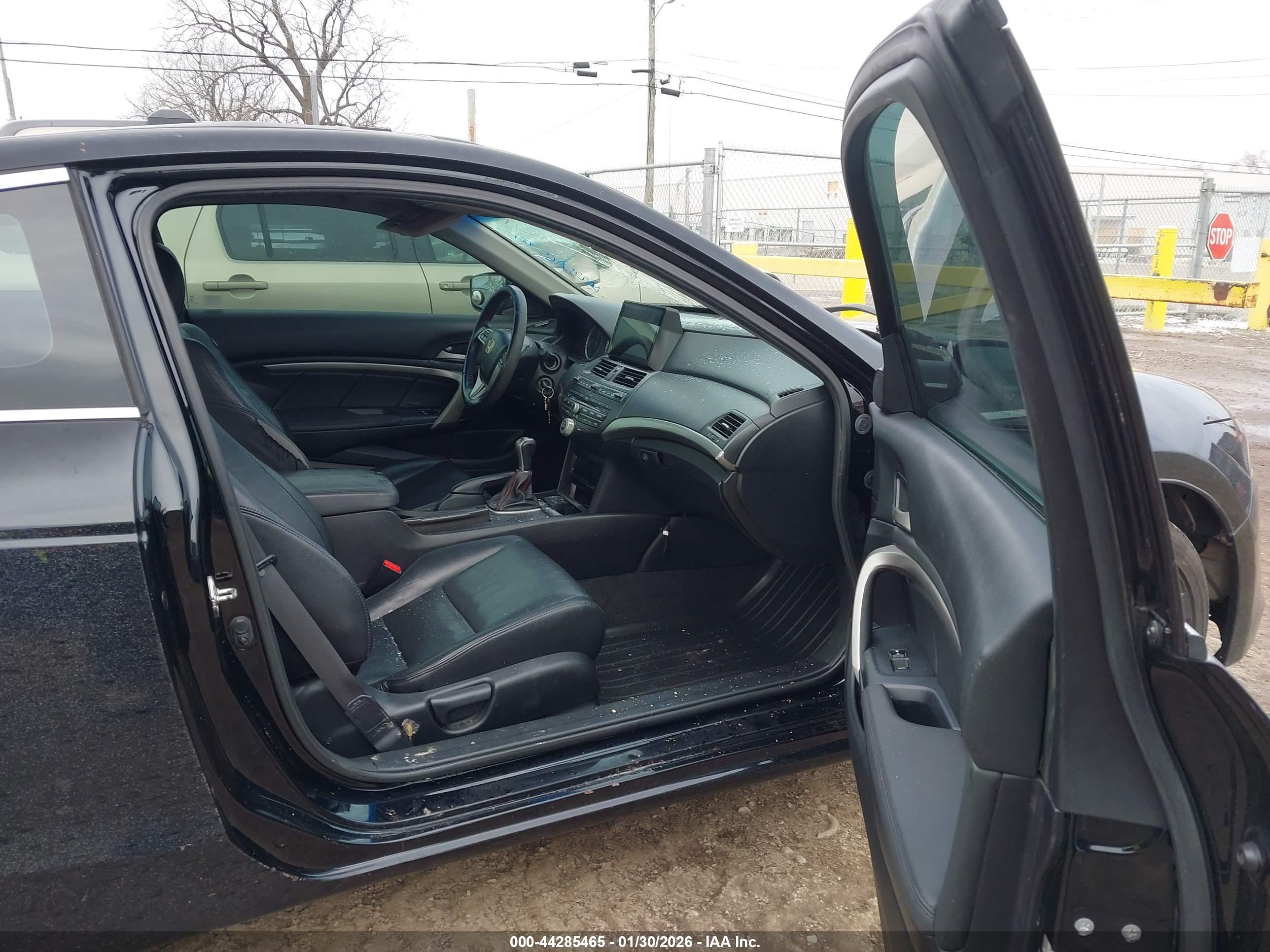 HONDA ACCORD image 5