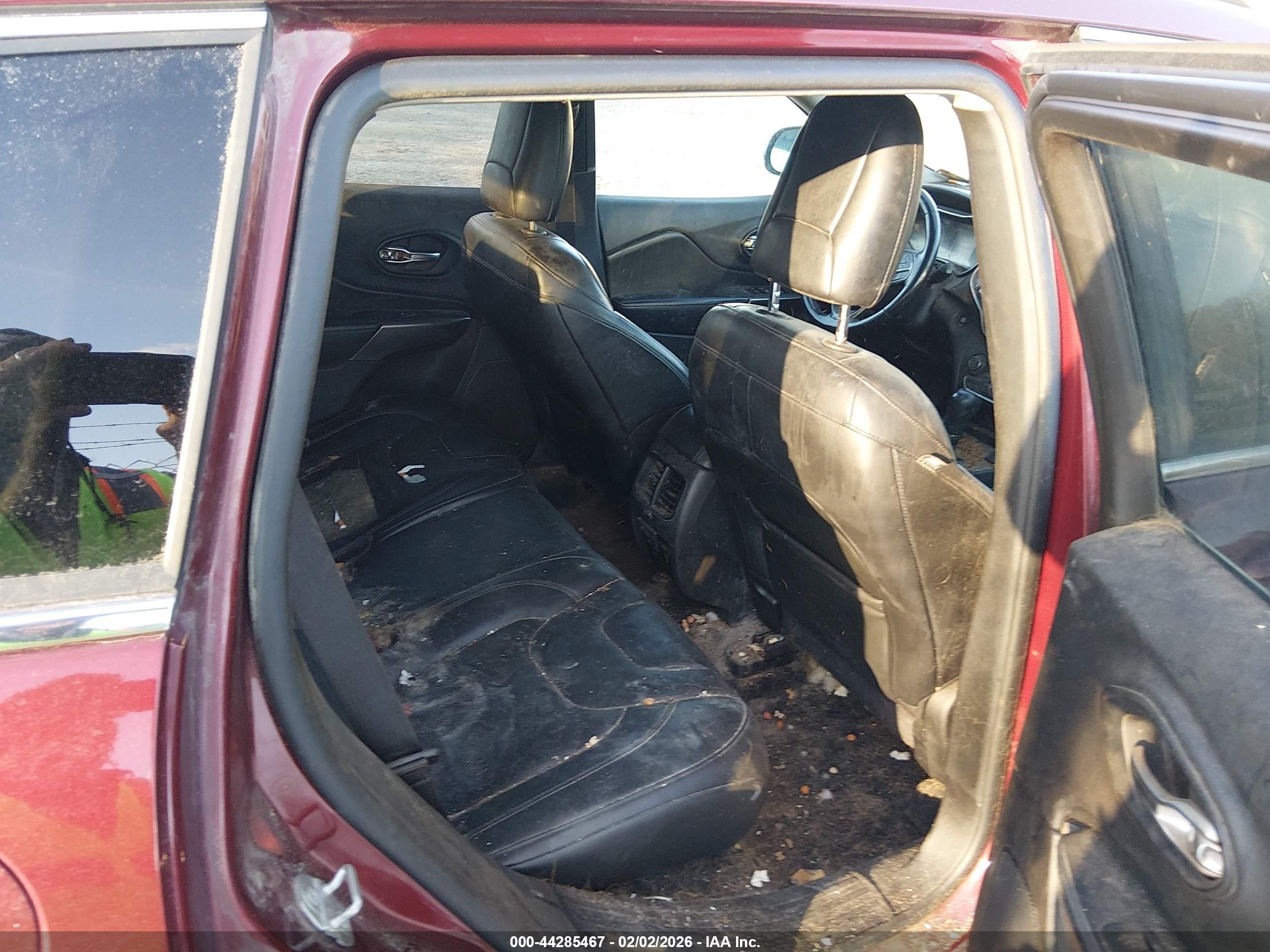 JEEP CHEROKEE image 8