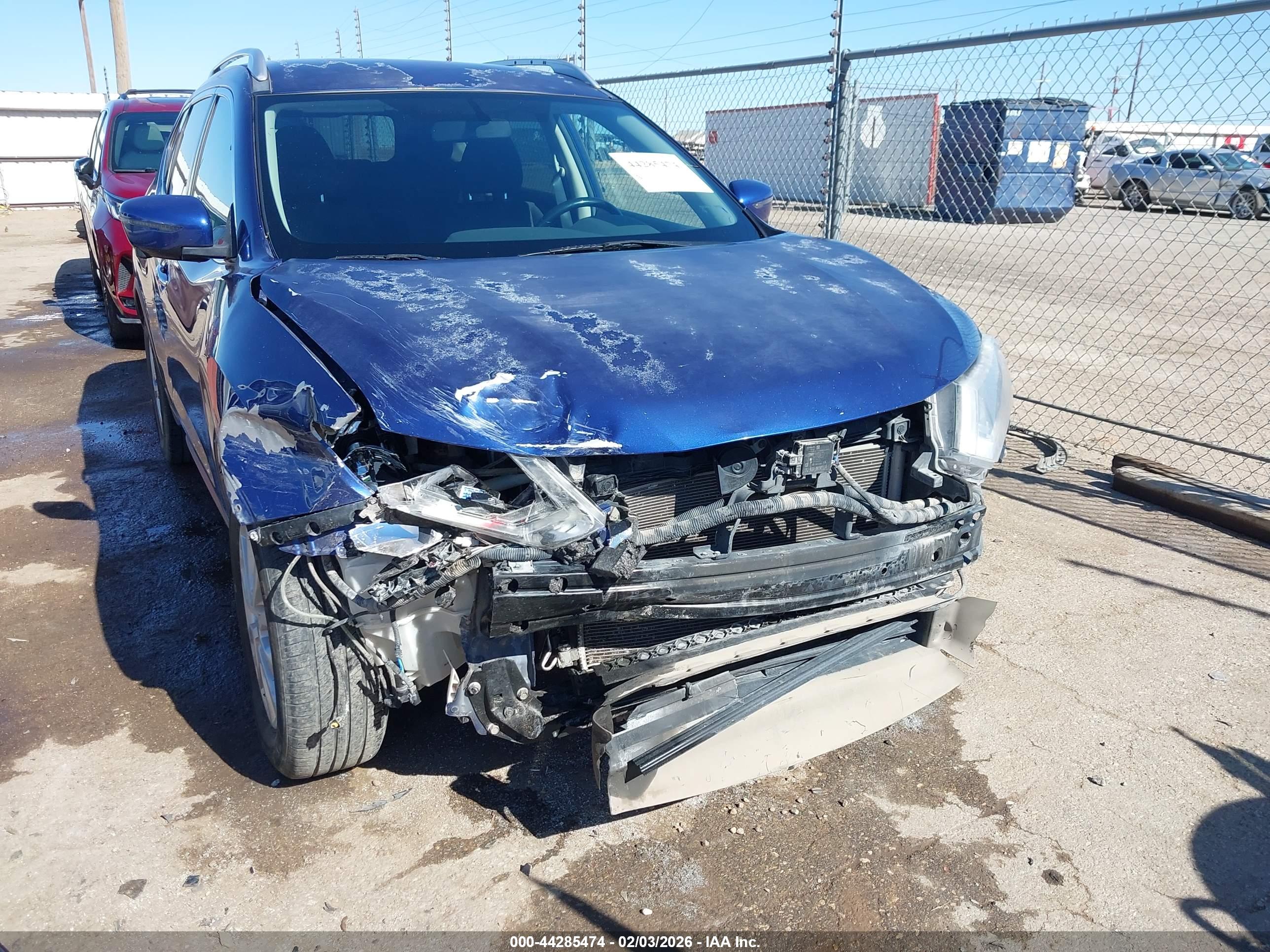 NISSAN ROGUE image 6