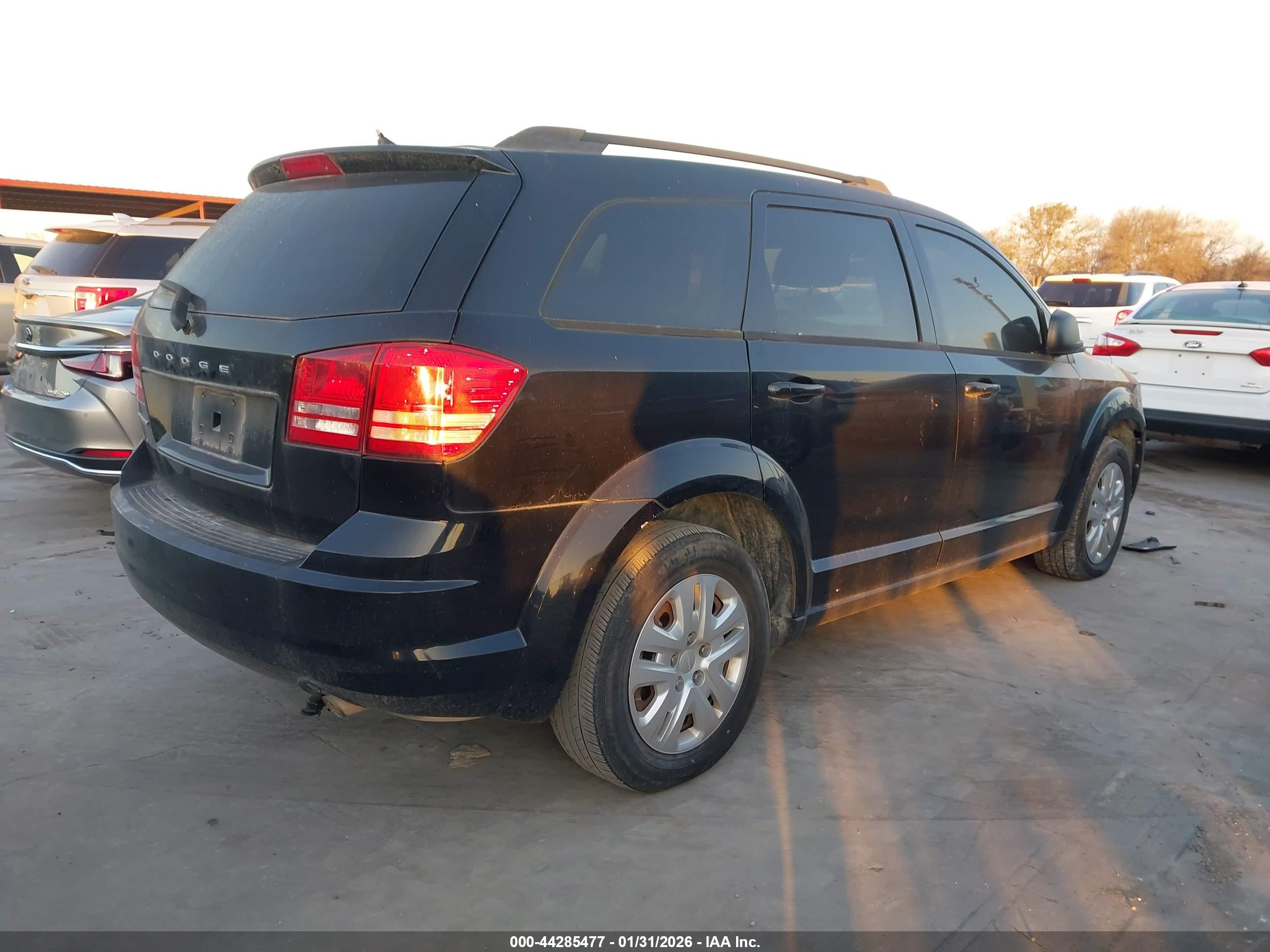 DODGE JOURNEY image 4