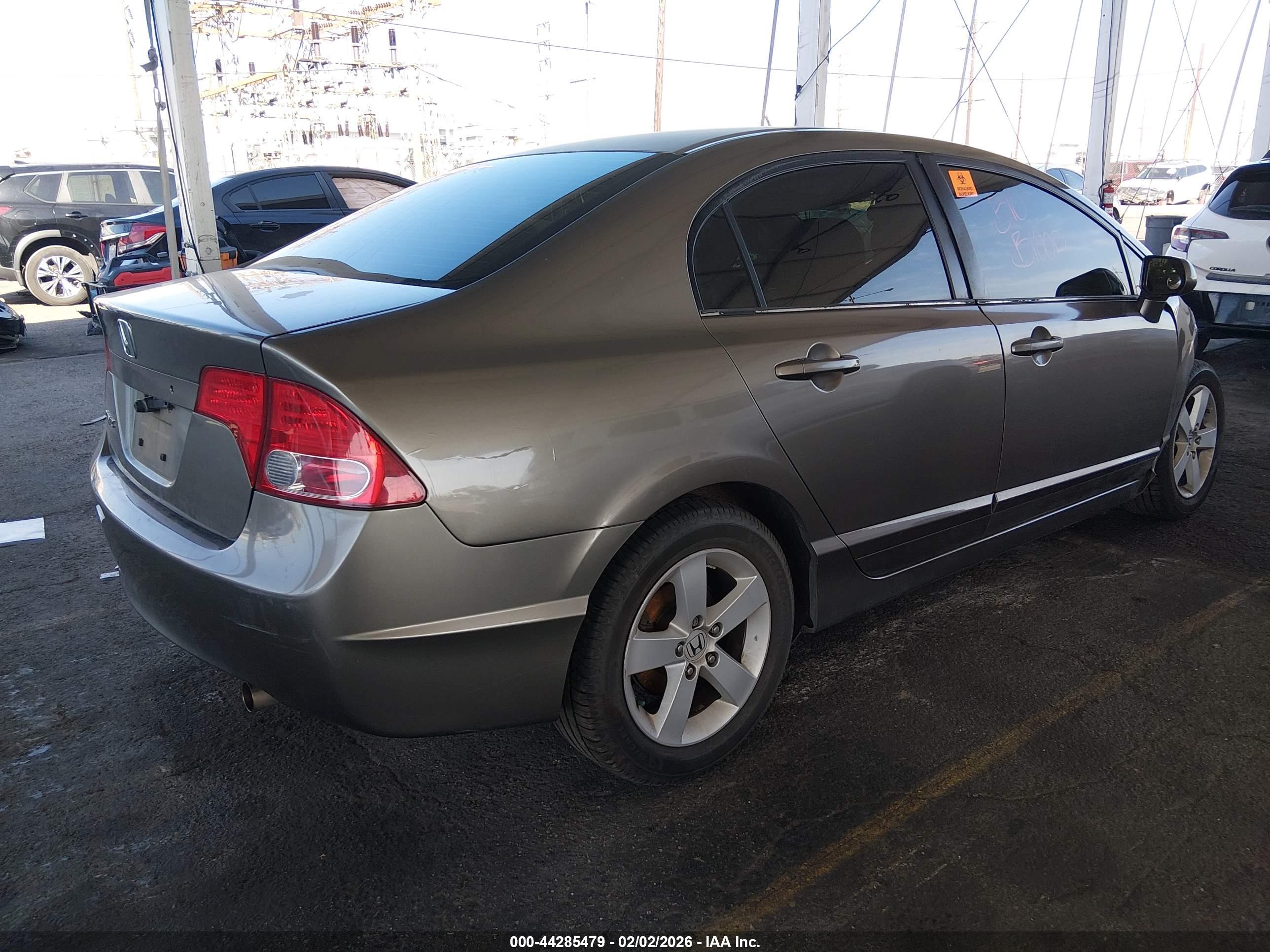 HONDA CIVIC image 4