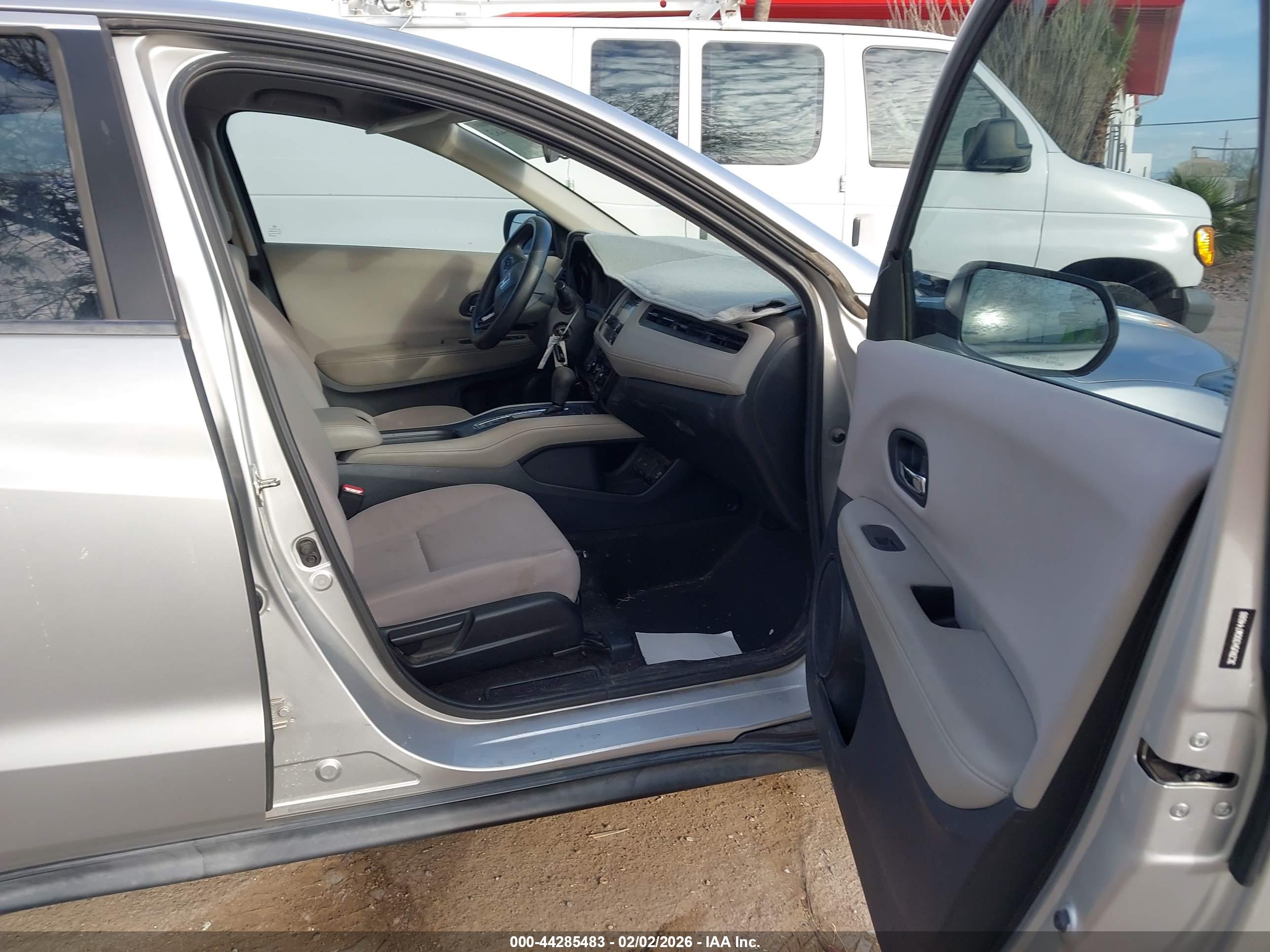 HONDA HR-V image 5