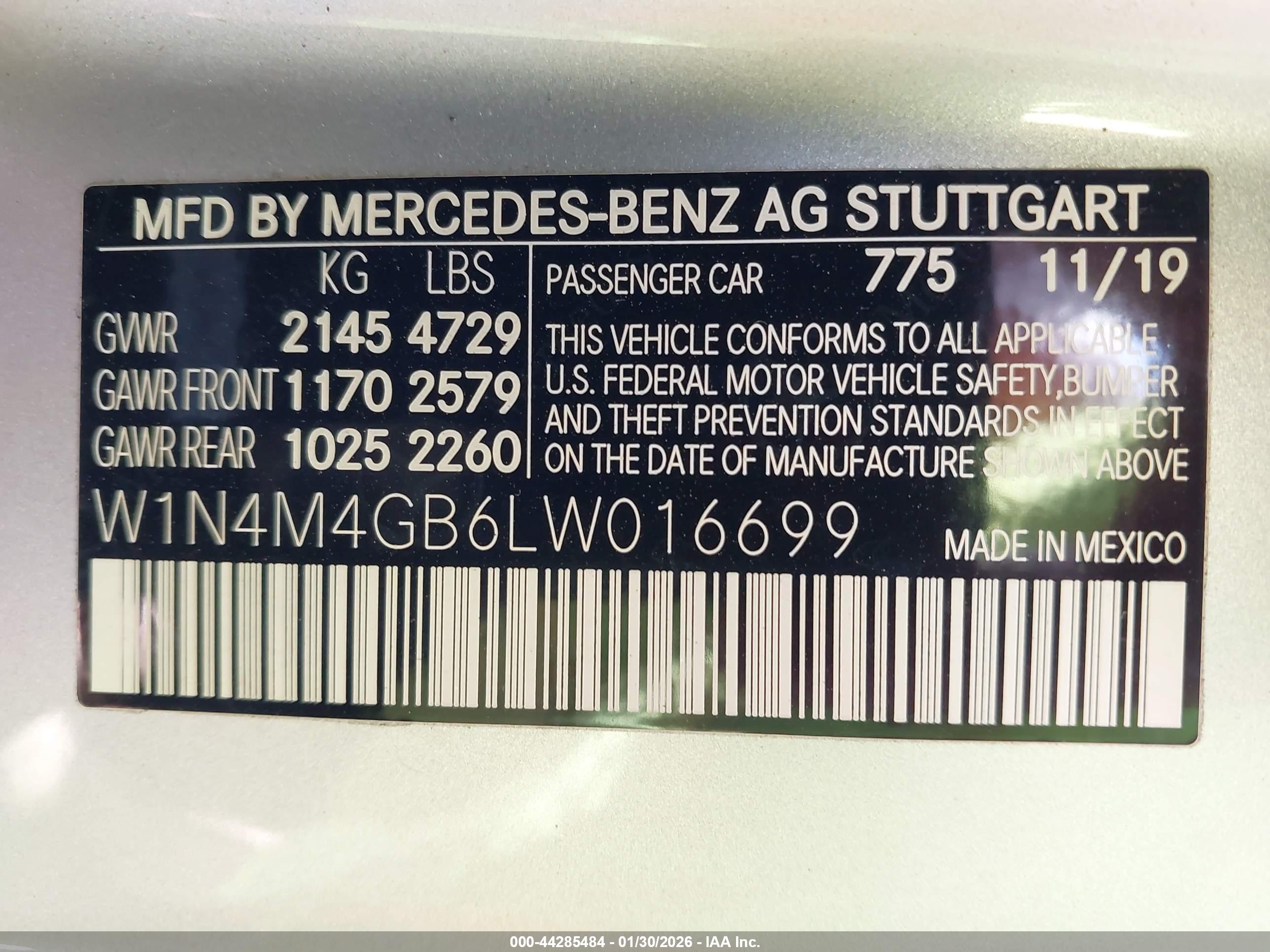 MERCEDES-BENZ GLB image 9