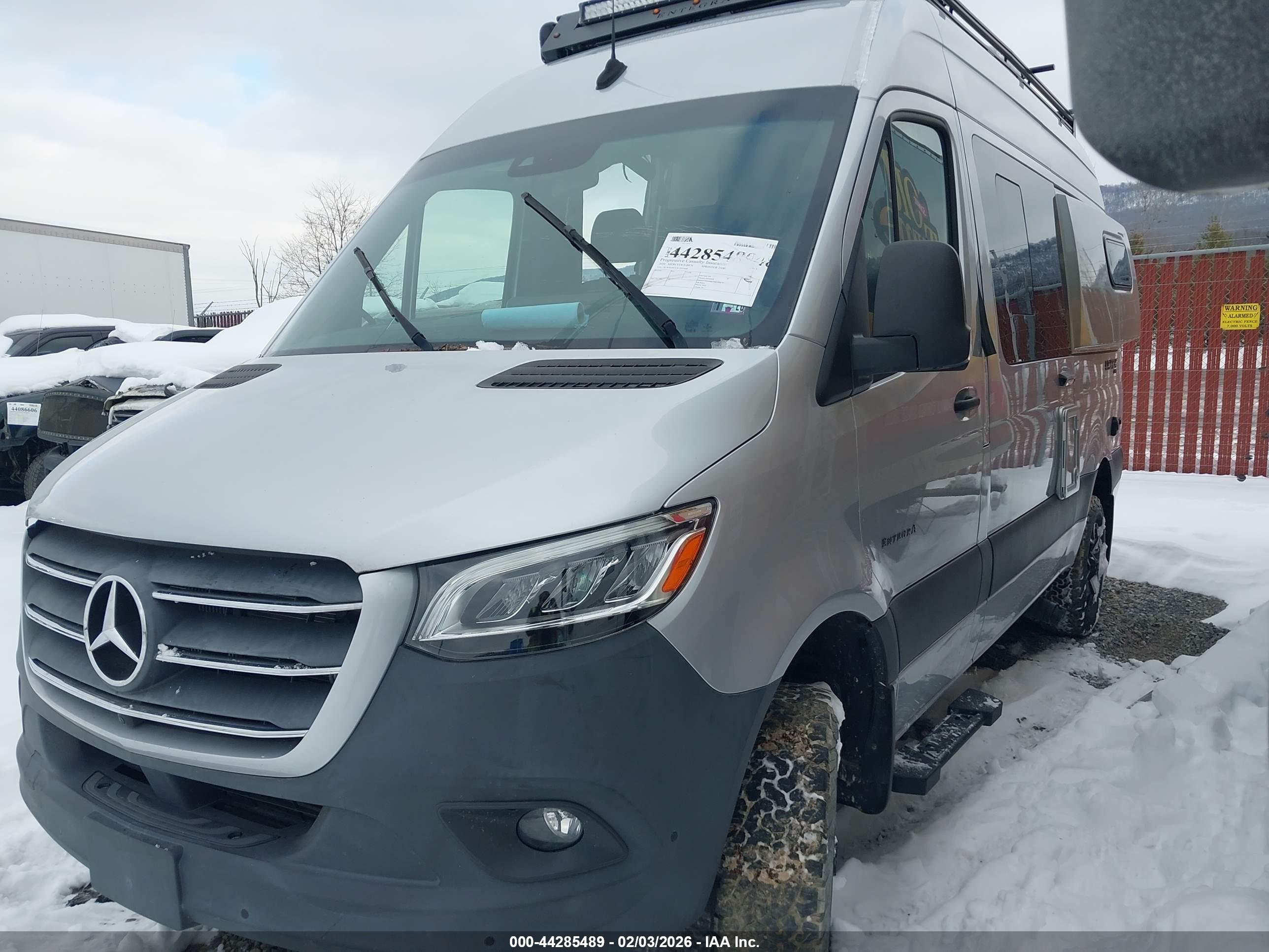 MERCEDES-BENZ SPRINTER image 2