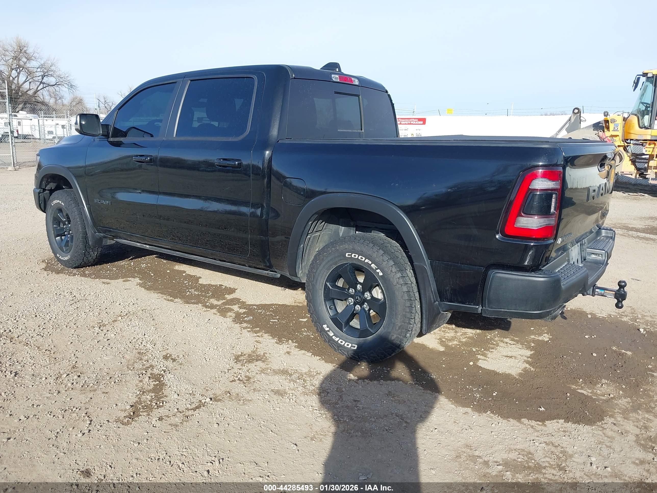 RAM 1500 image 3