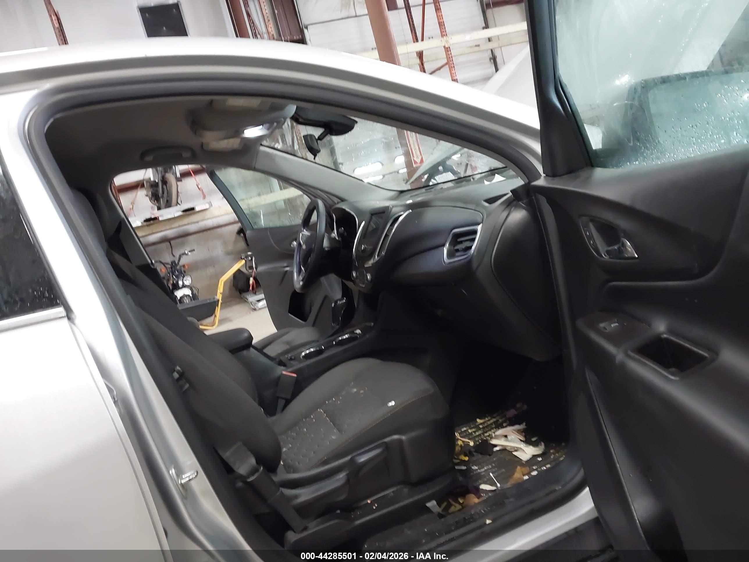 CHEVROLET EQUINOX image 5