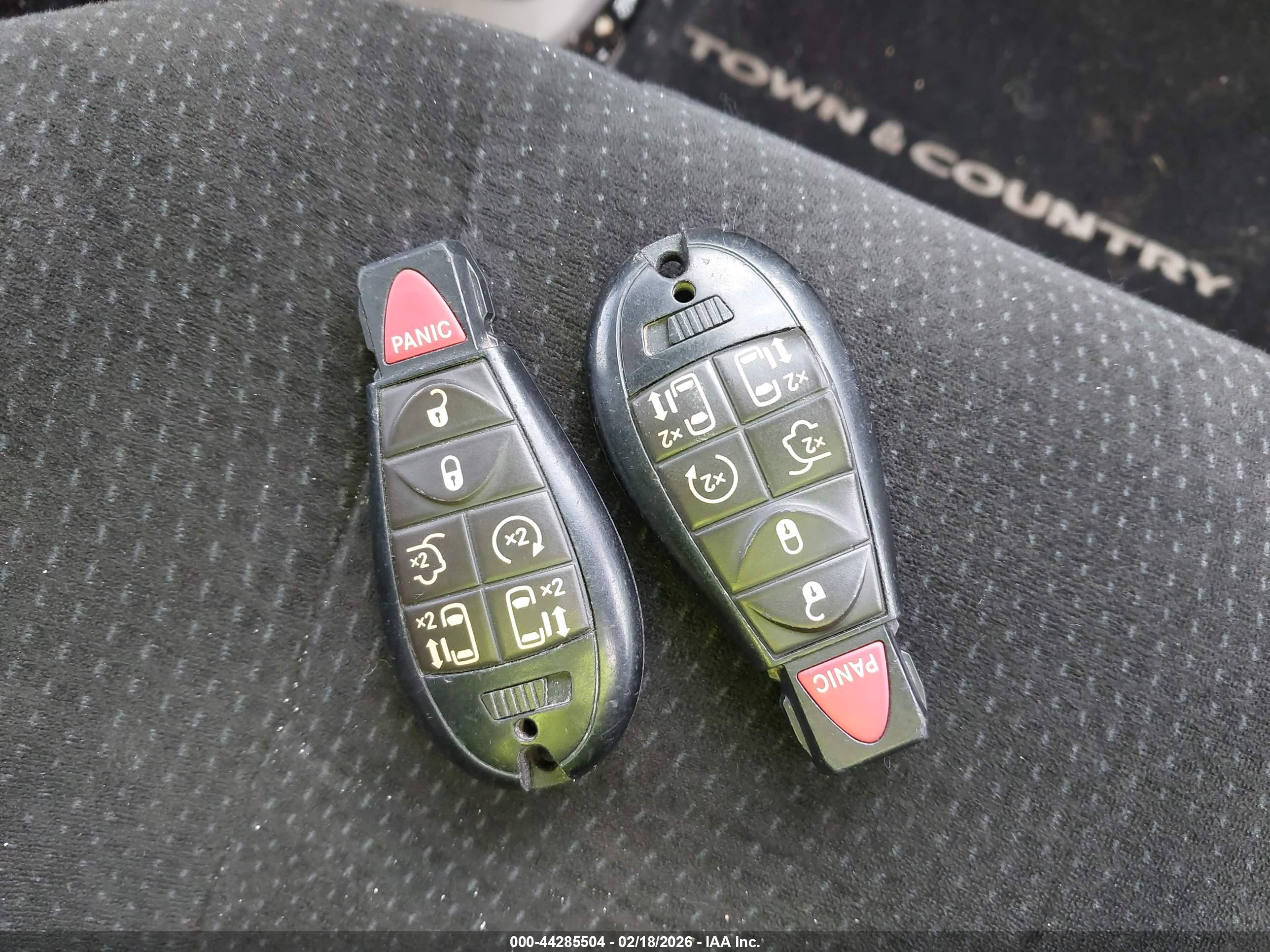 CHRYSLER TOWN image 11