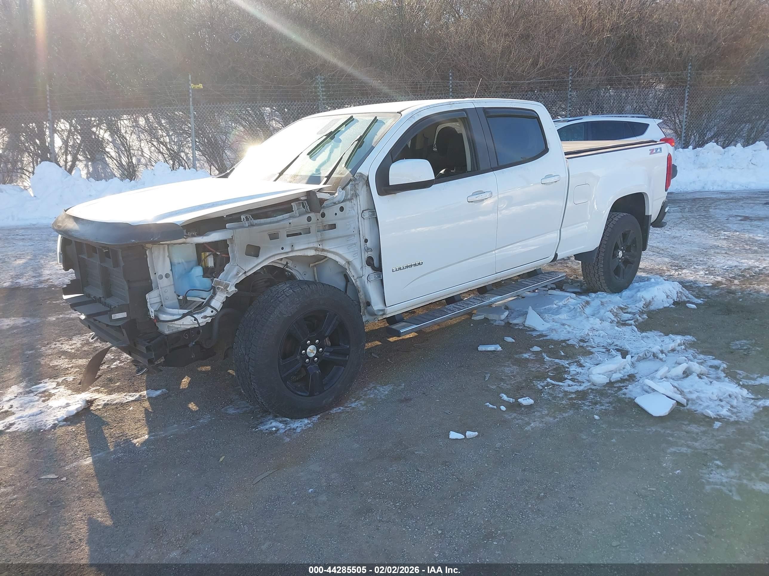 CHEVROLET COLORADO image 2