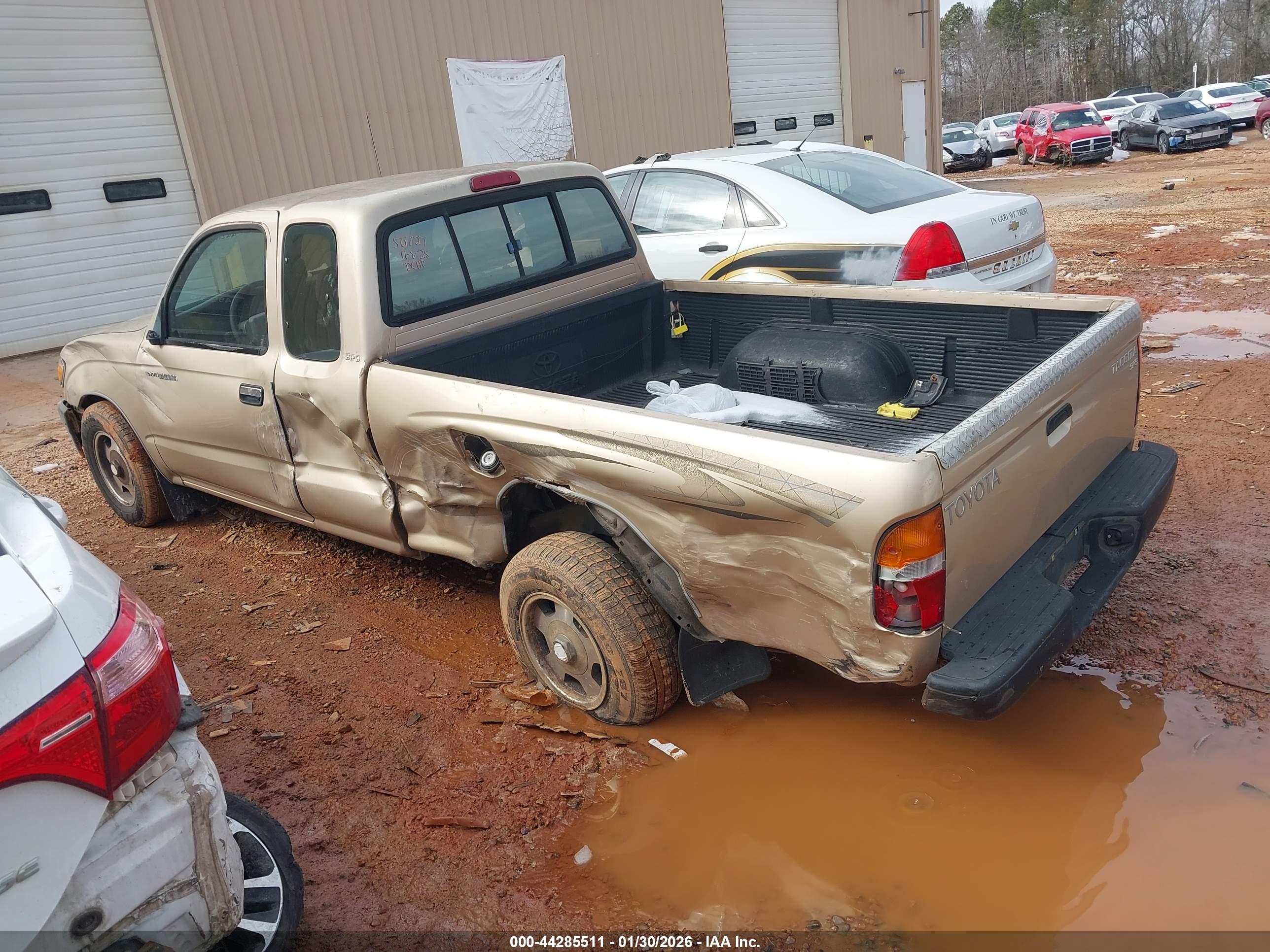 TOYOTA TACOMA image 3