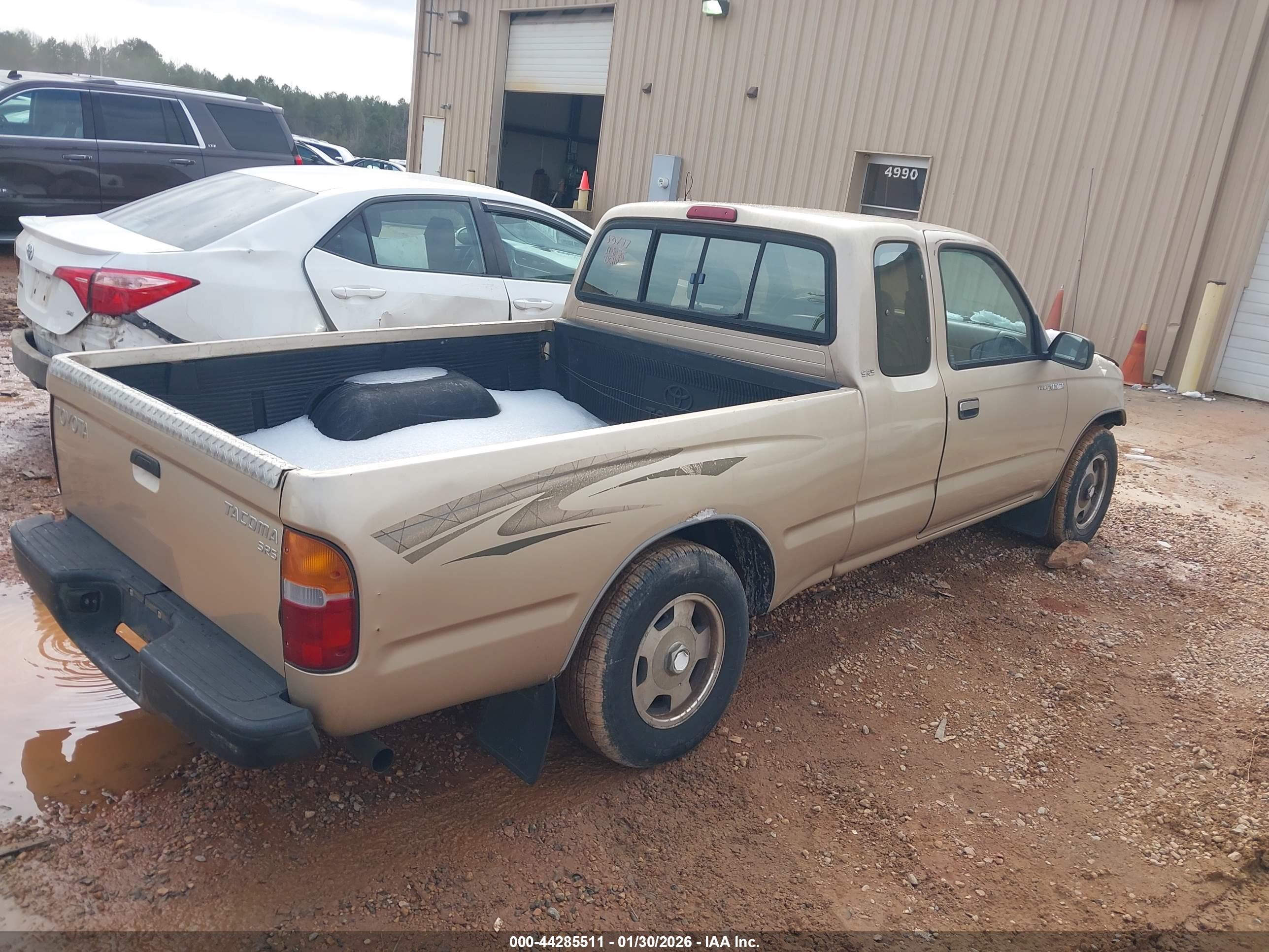 TOYOTA TACOMA image 4