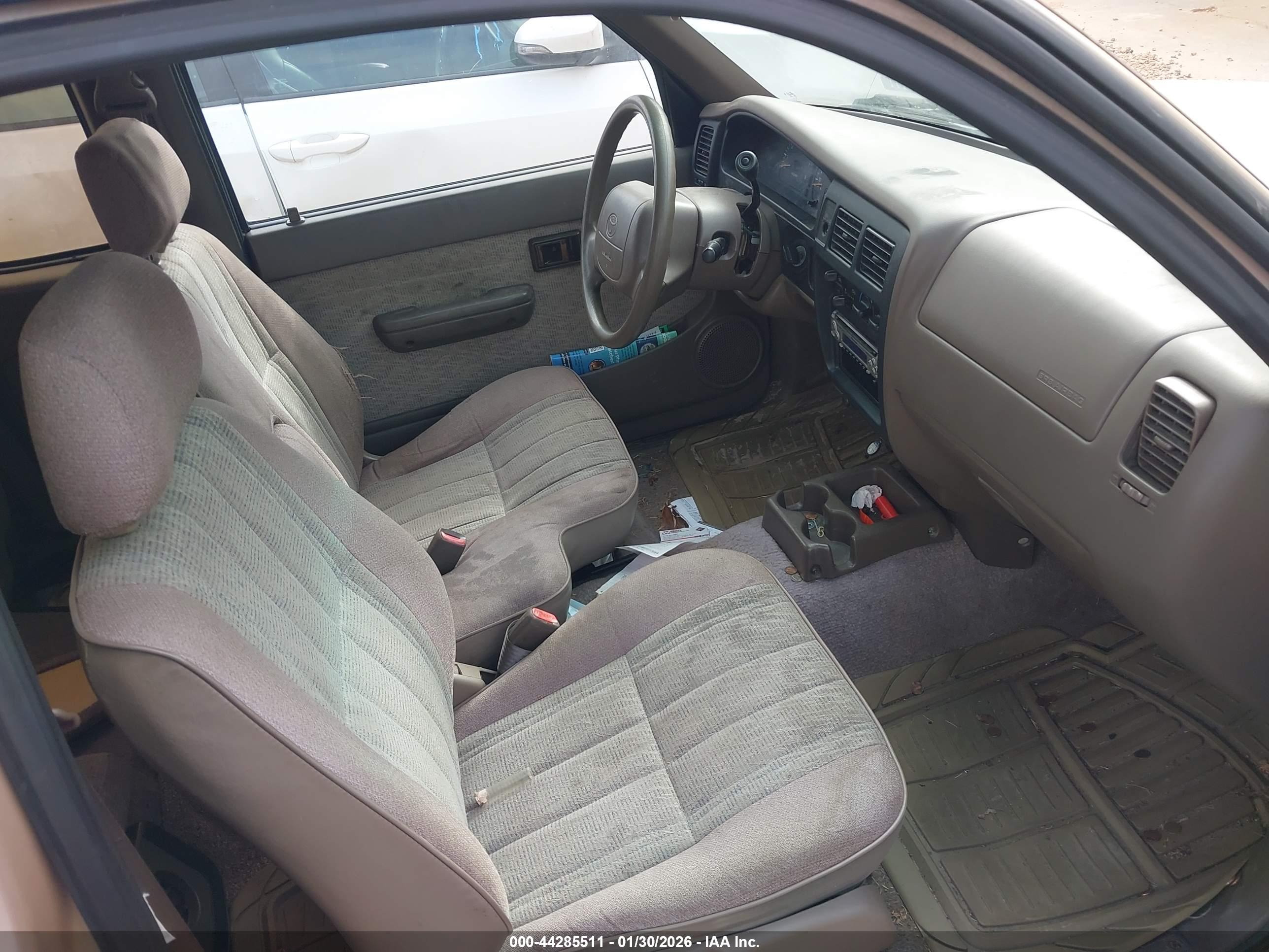 TOYOTA TACOMA image 5