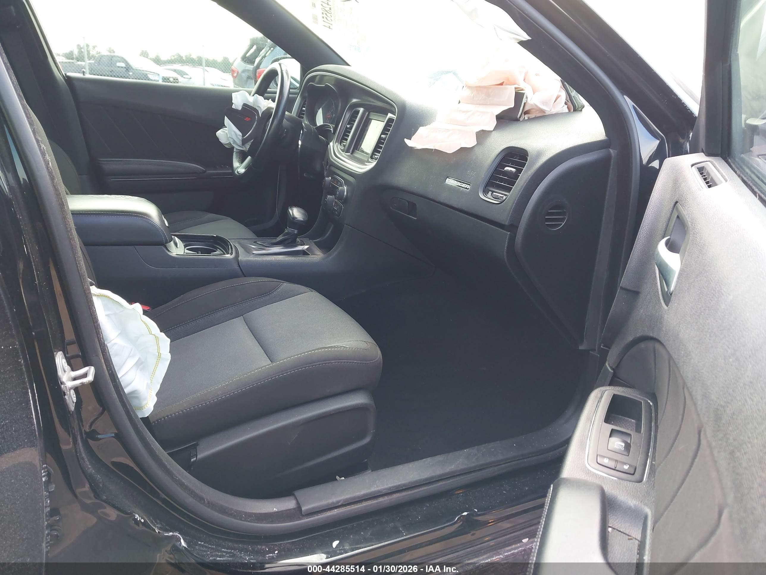 DODGE CHARGER image 5