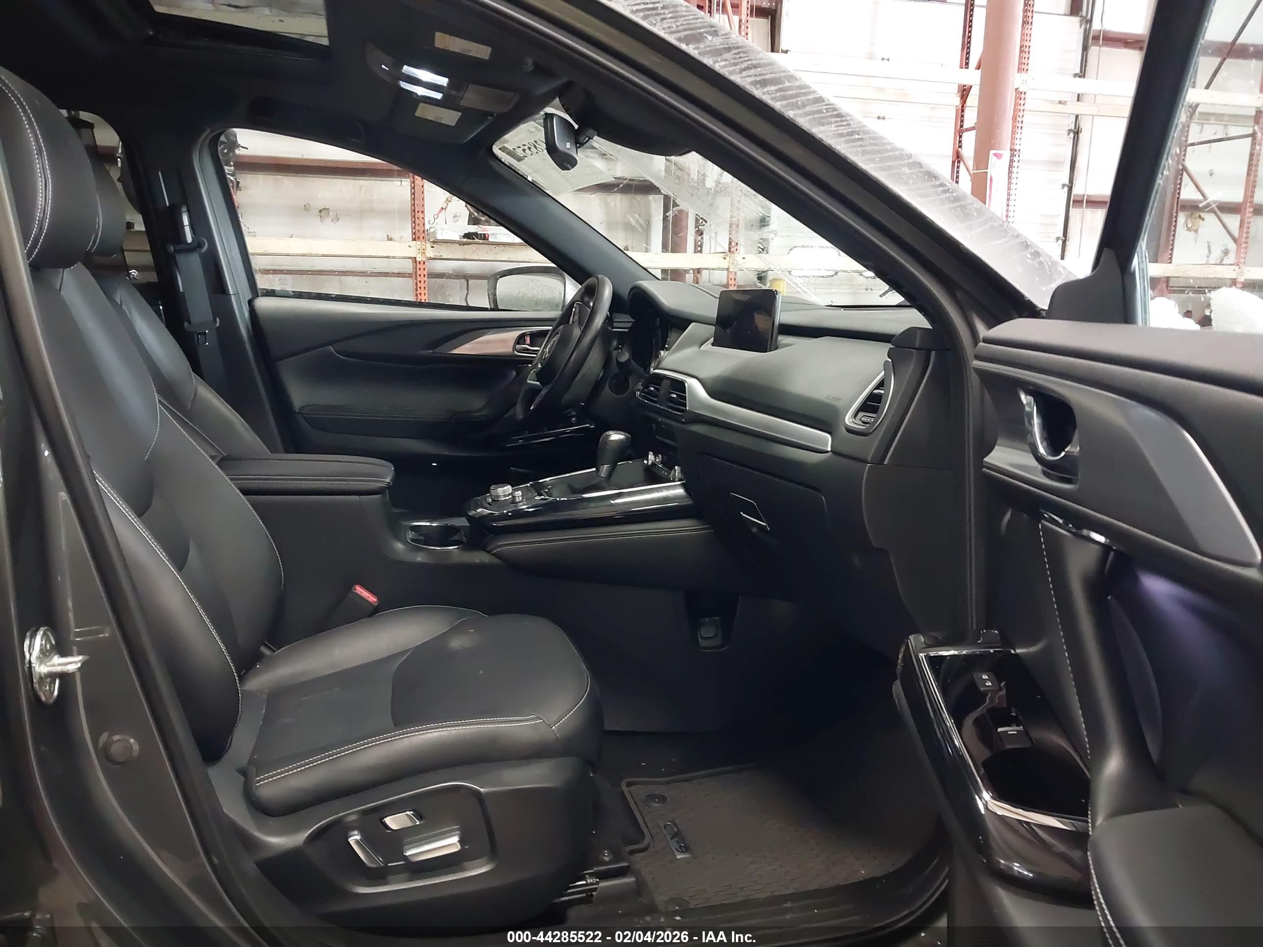 MAZDA CX-9 image 5