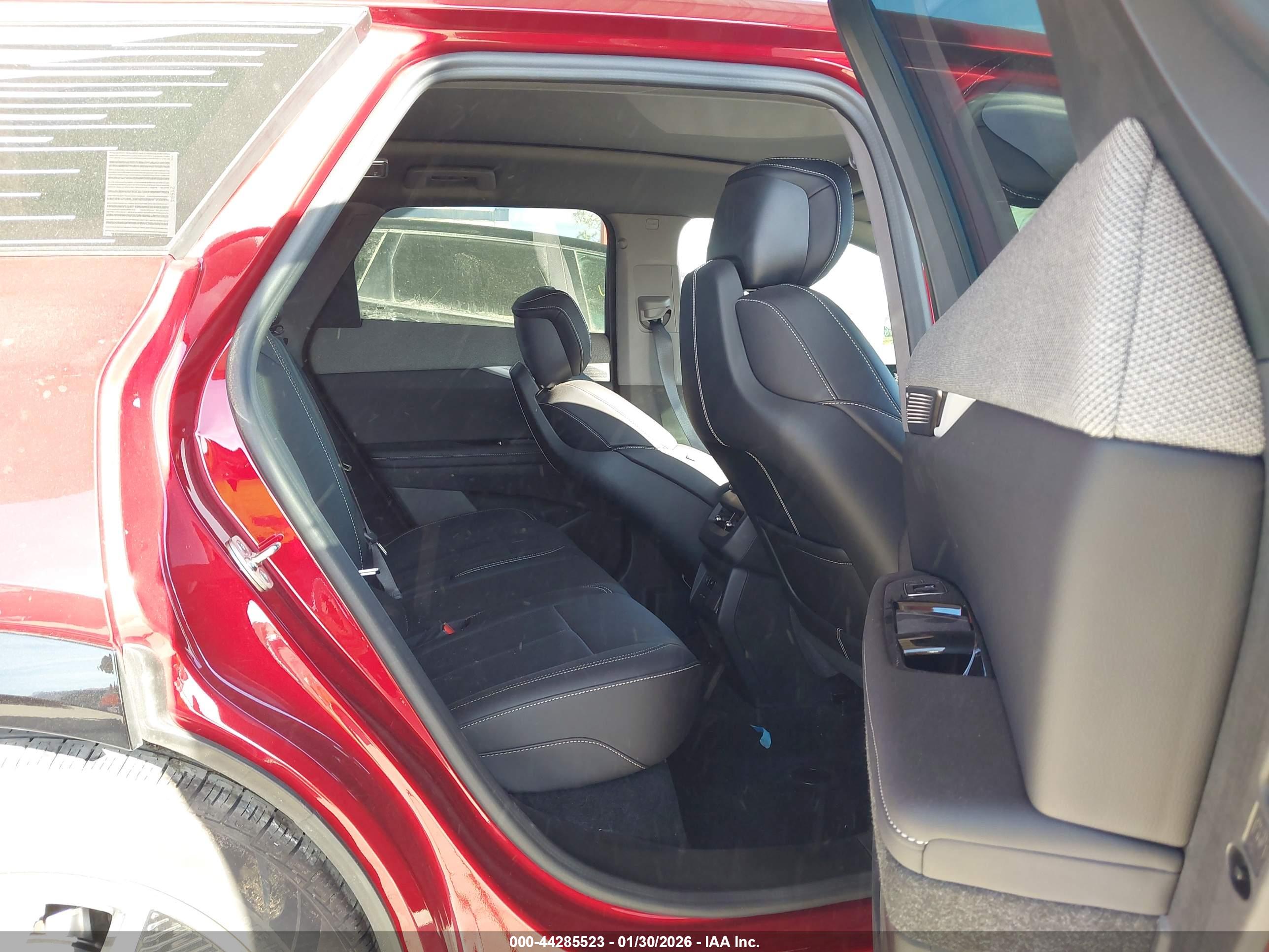 CADILLAC OPTIQ image 8