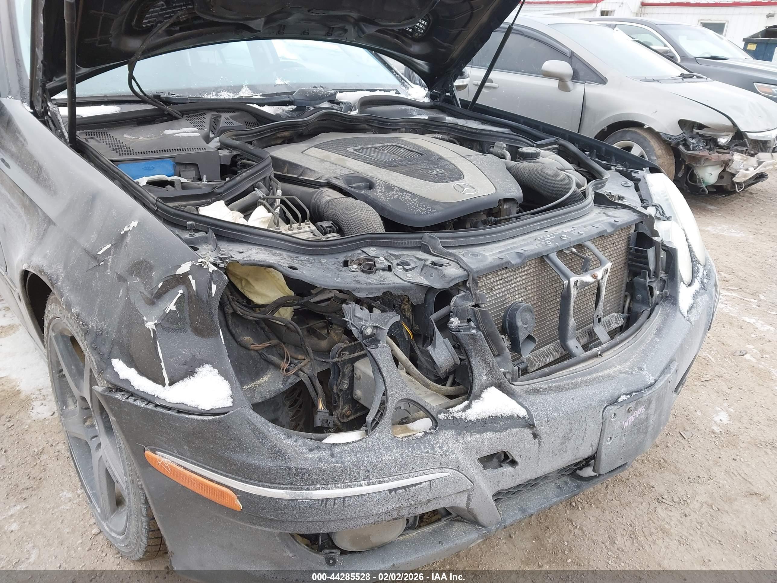 MERCEDES-BENZ E image 6