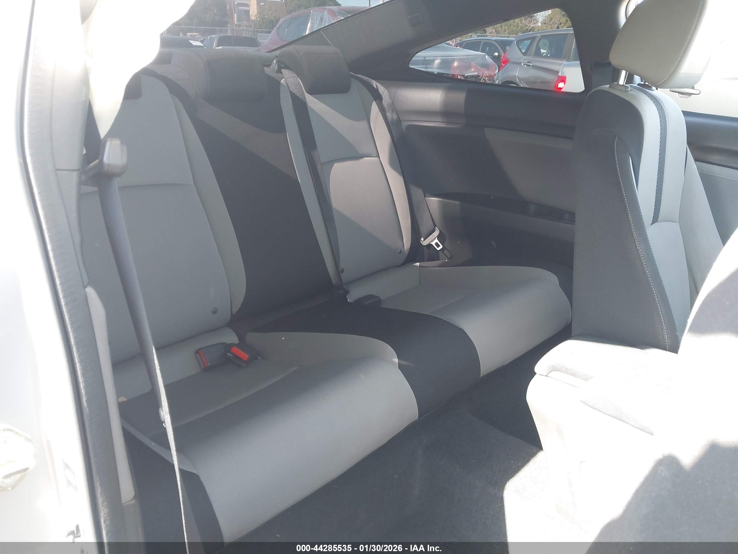 HONDA CIVIC image 8