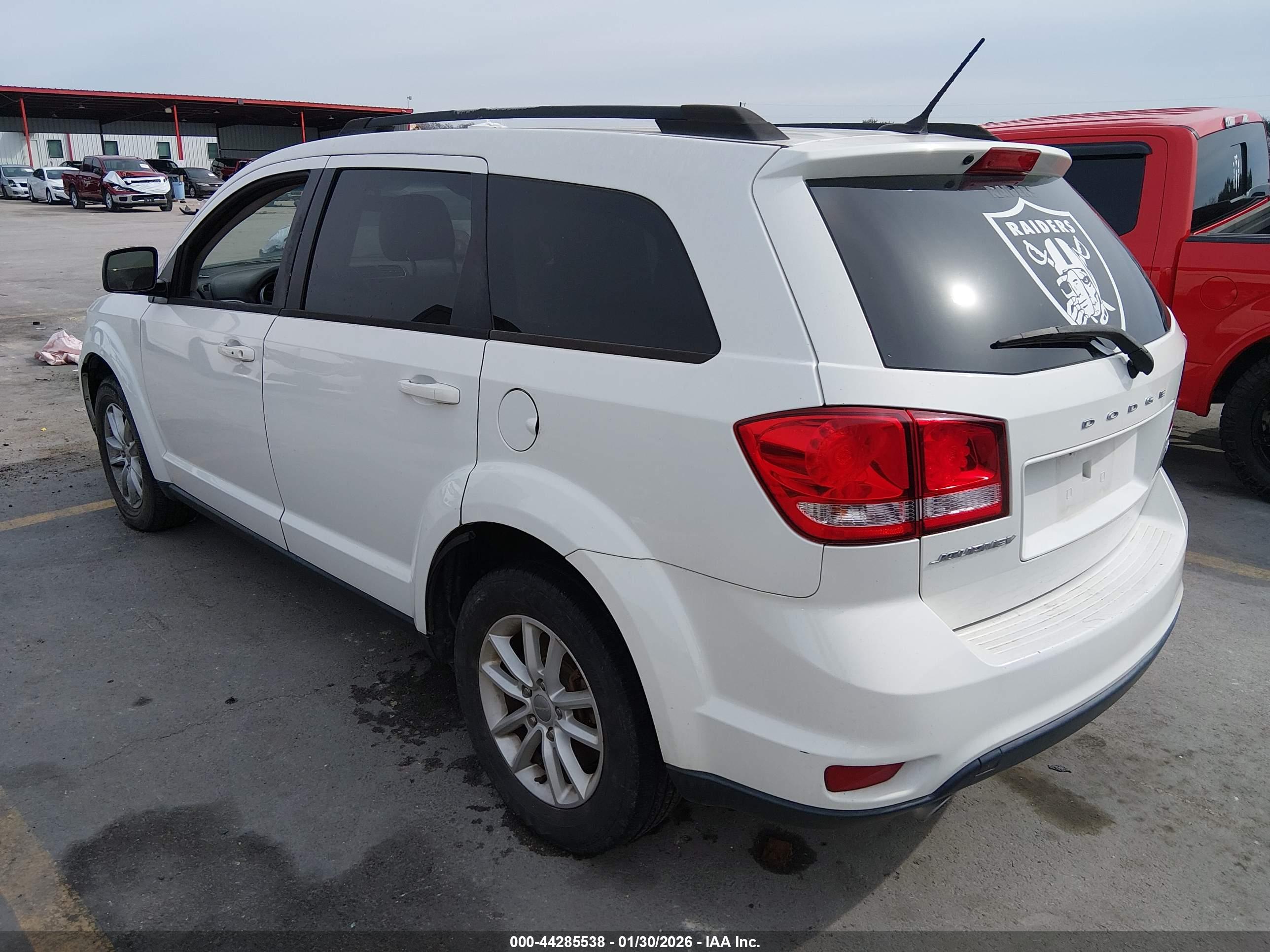 DODGE JOURNEY image 3