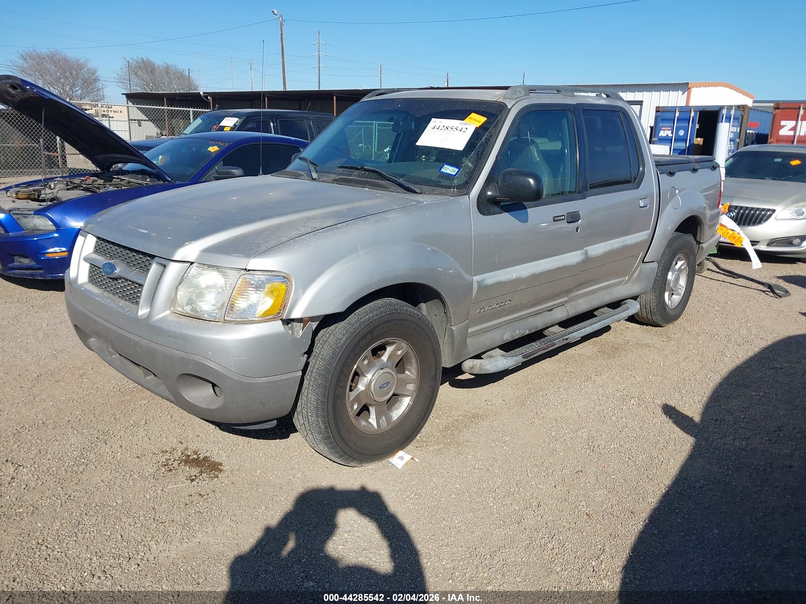FORD EXPLORER image 2