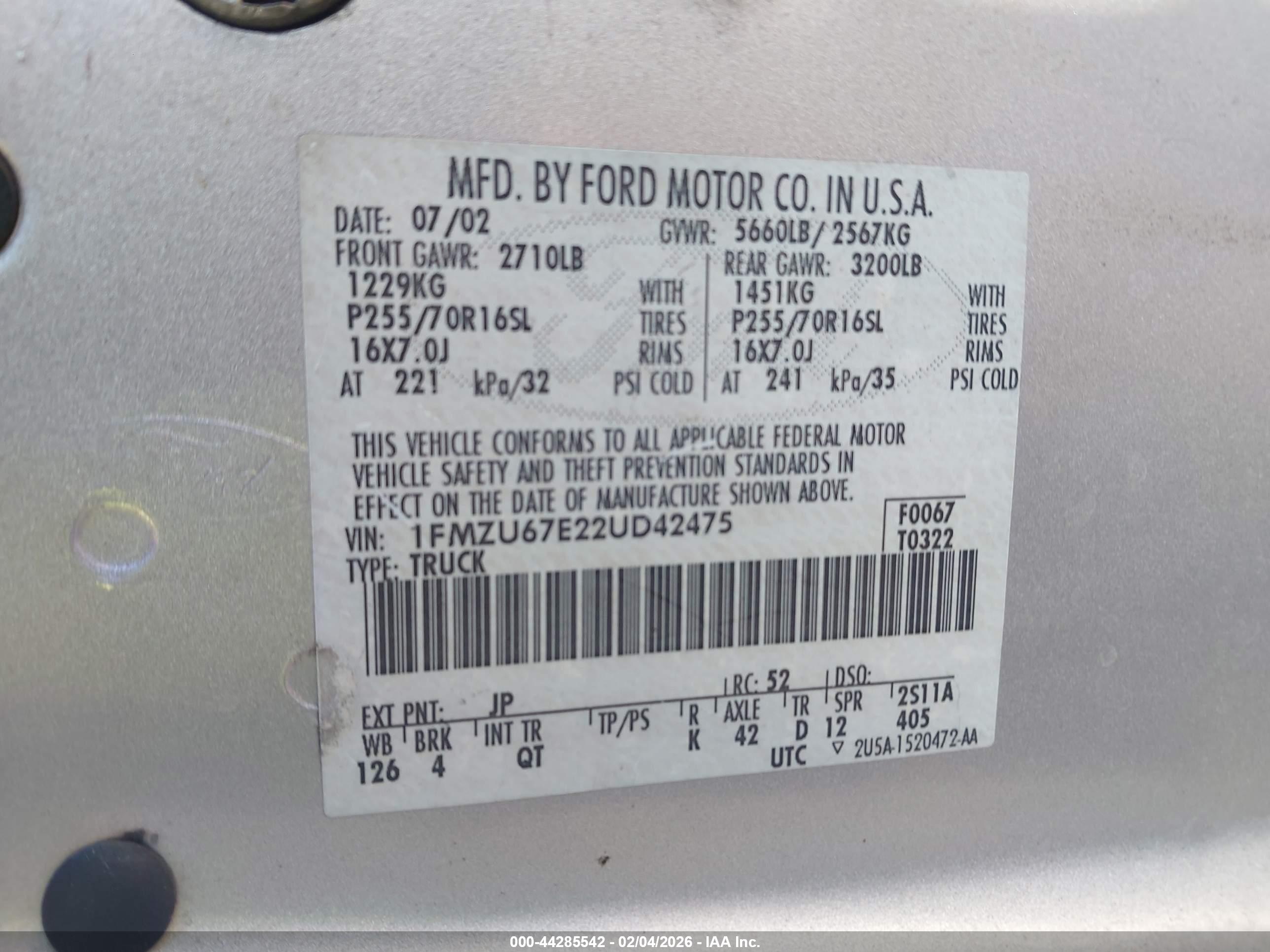 FORD EXPLORER image 9