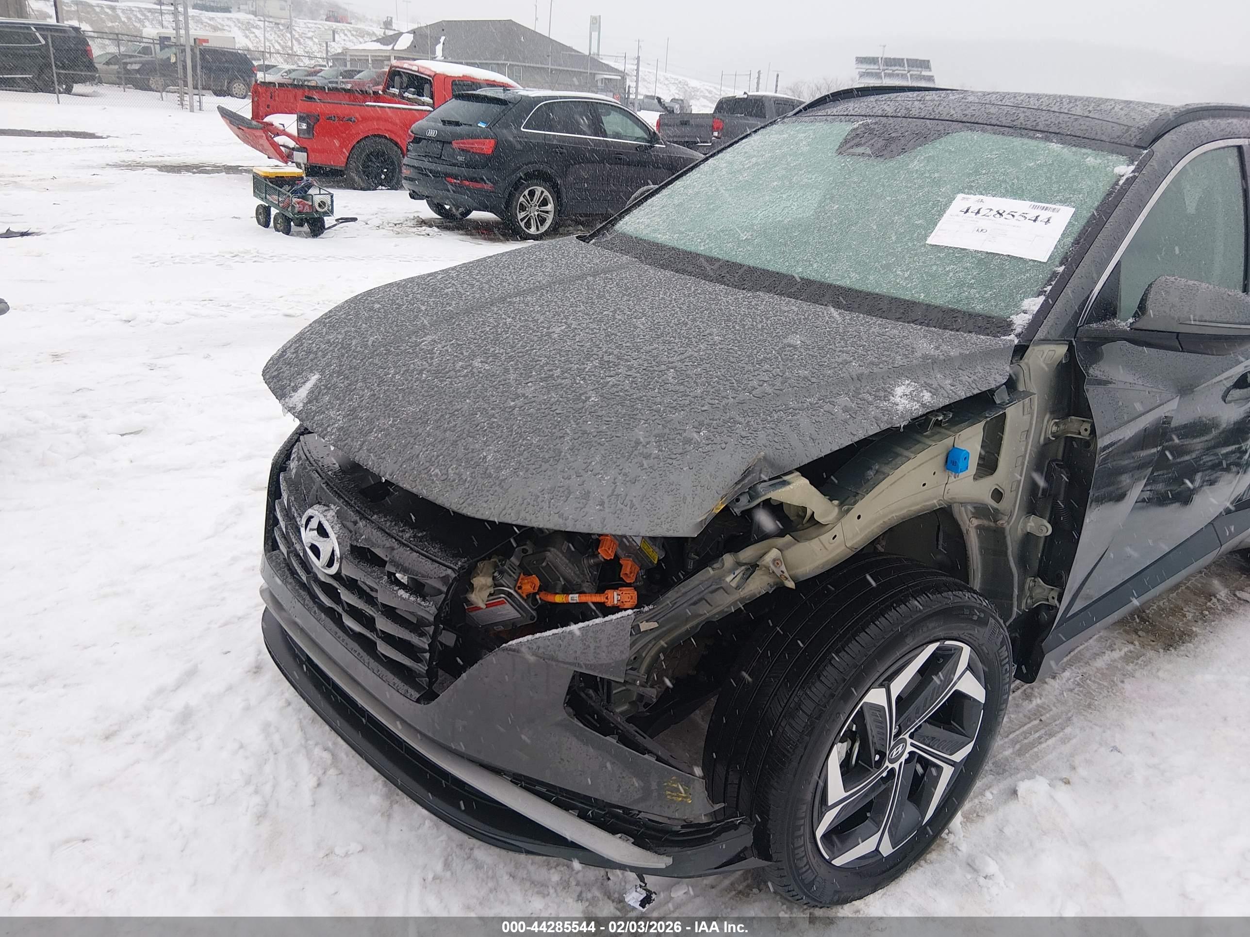 HYUNDAI TUCSON image 6