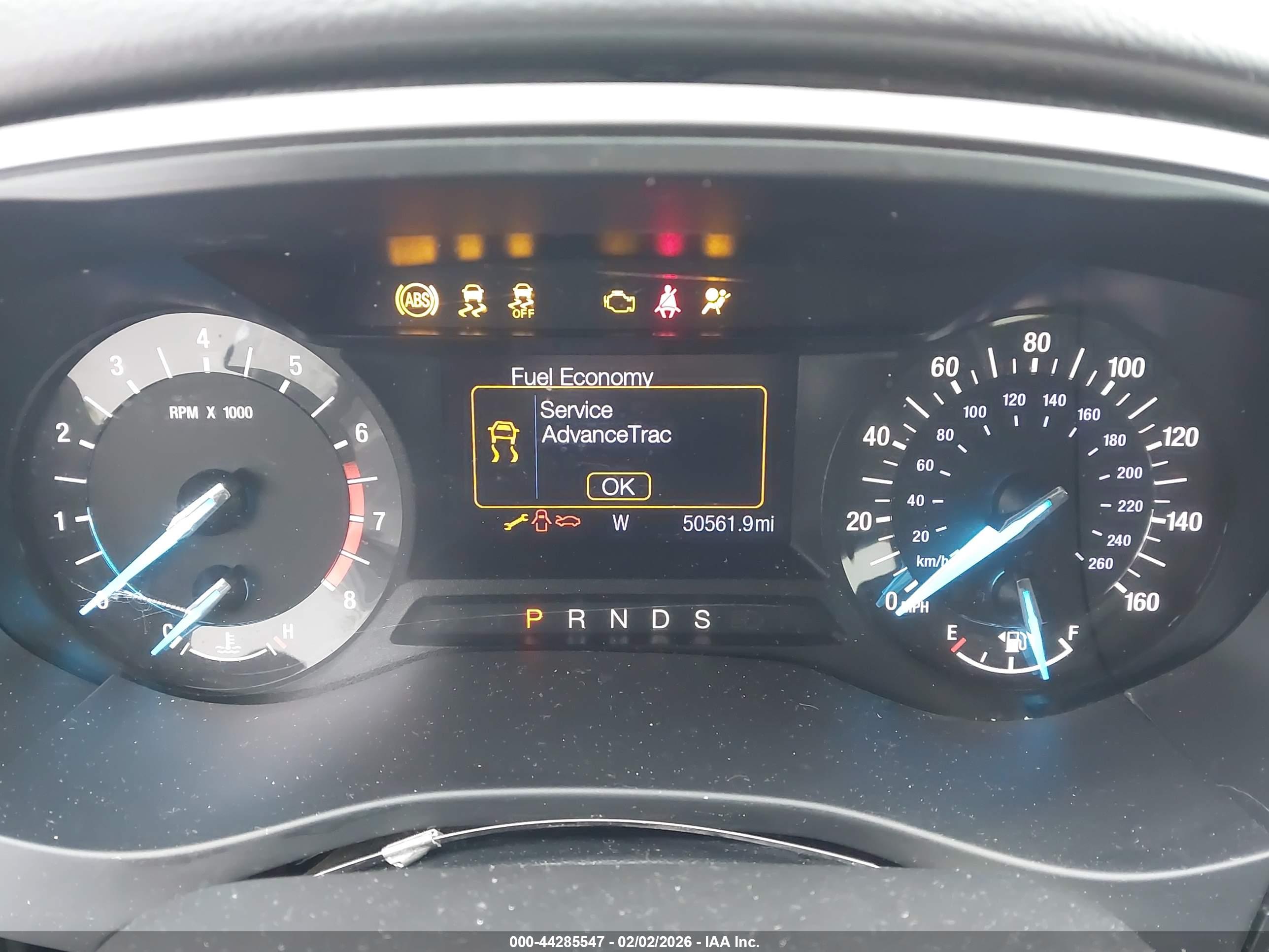 FORD FUSION image 7