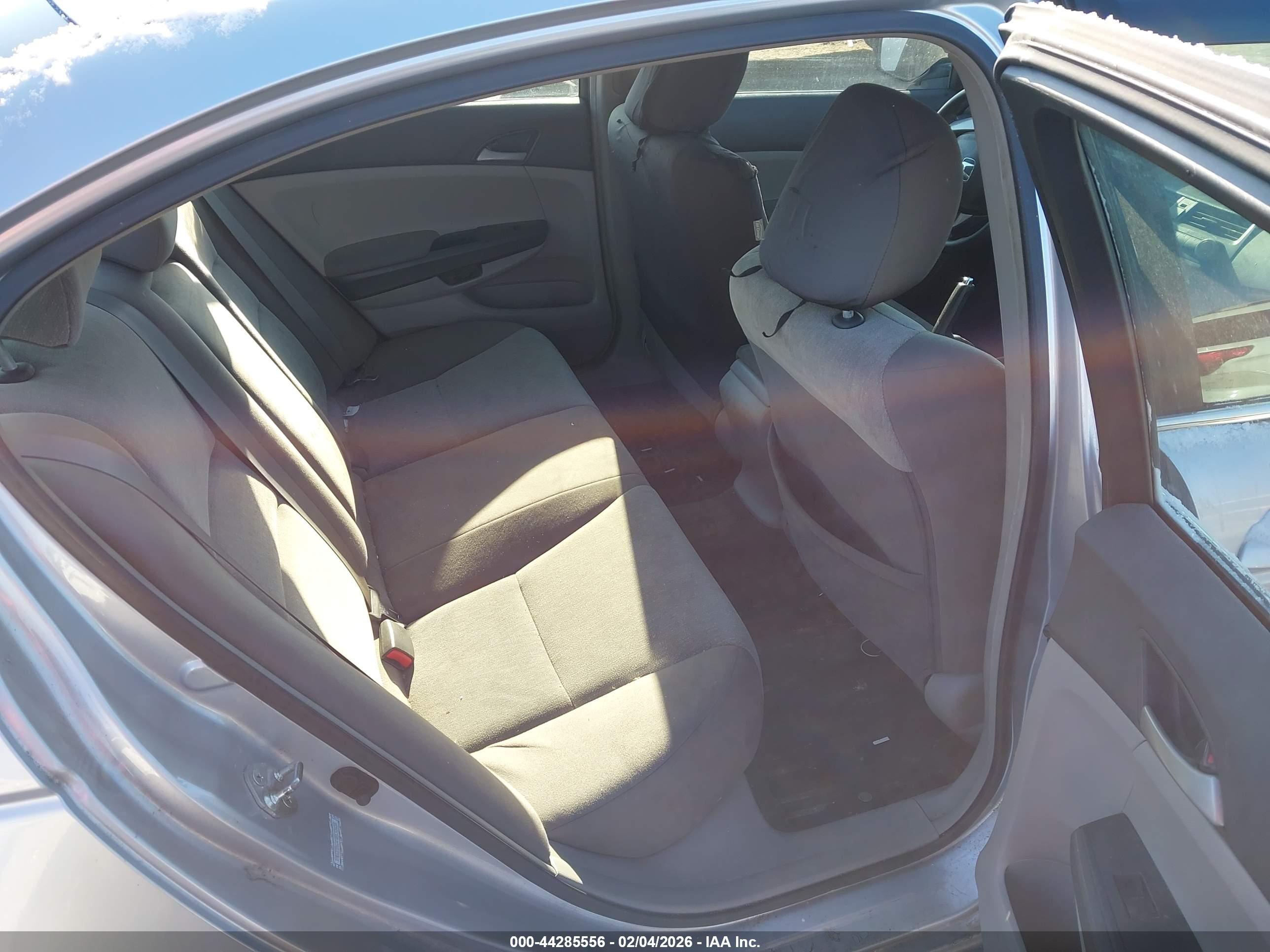 HONDA ACCORD image 8