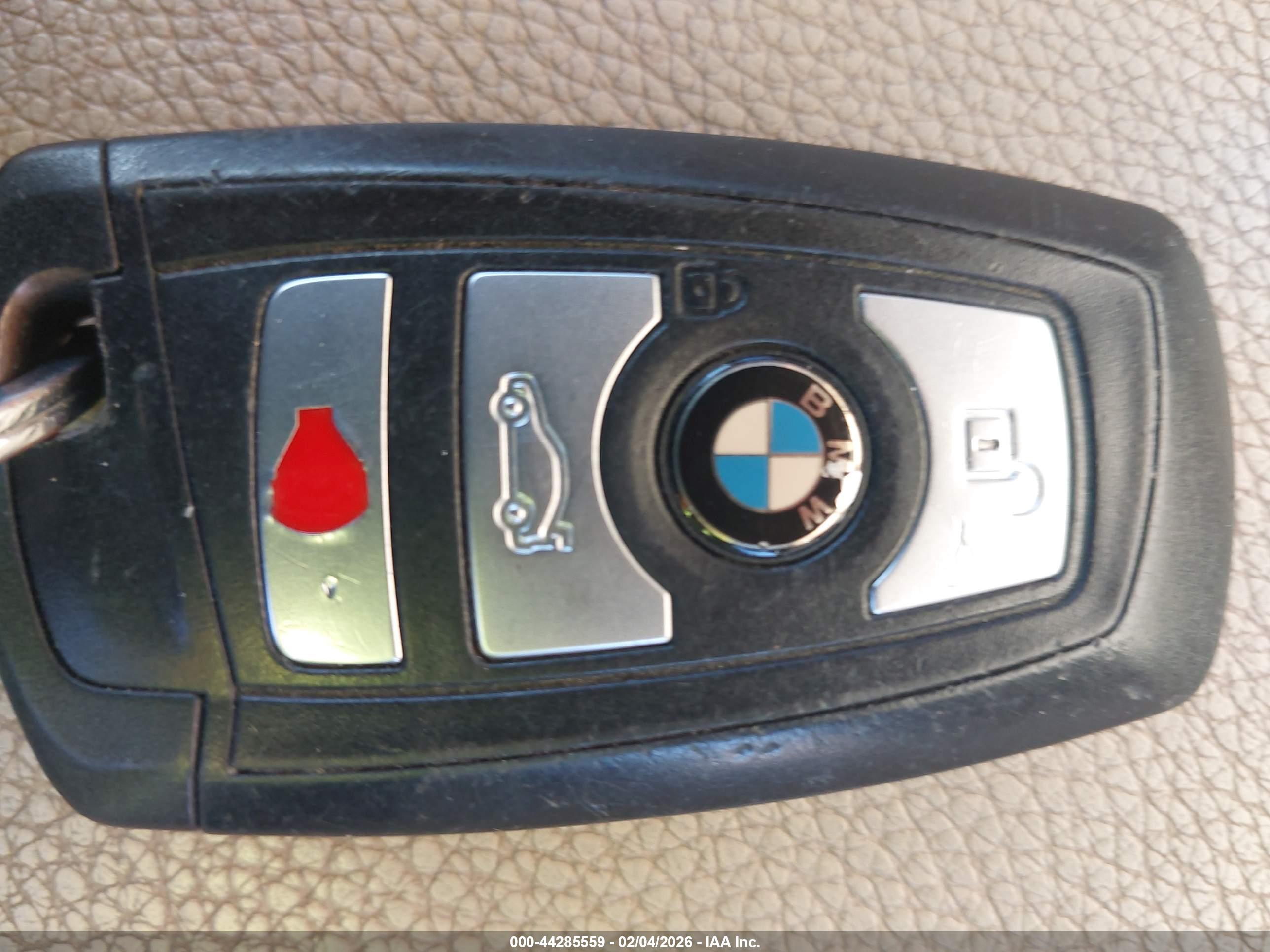 BMW 528I image 11