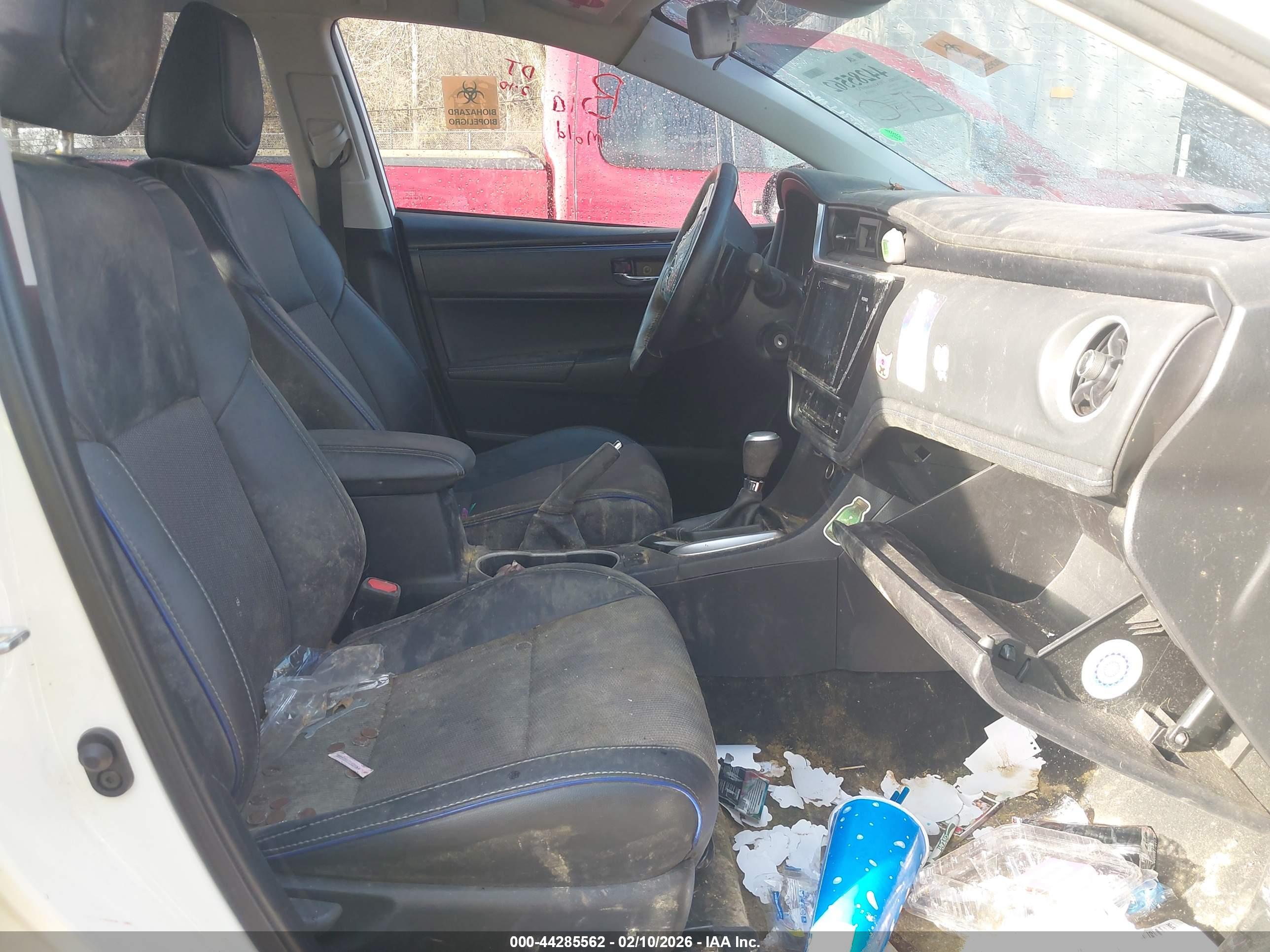 TOYOTA COROLLA image 5