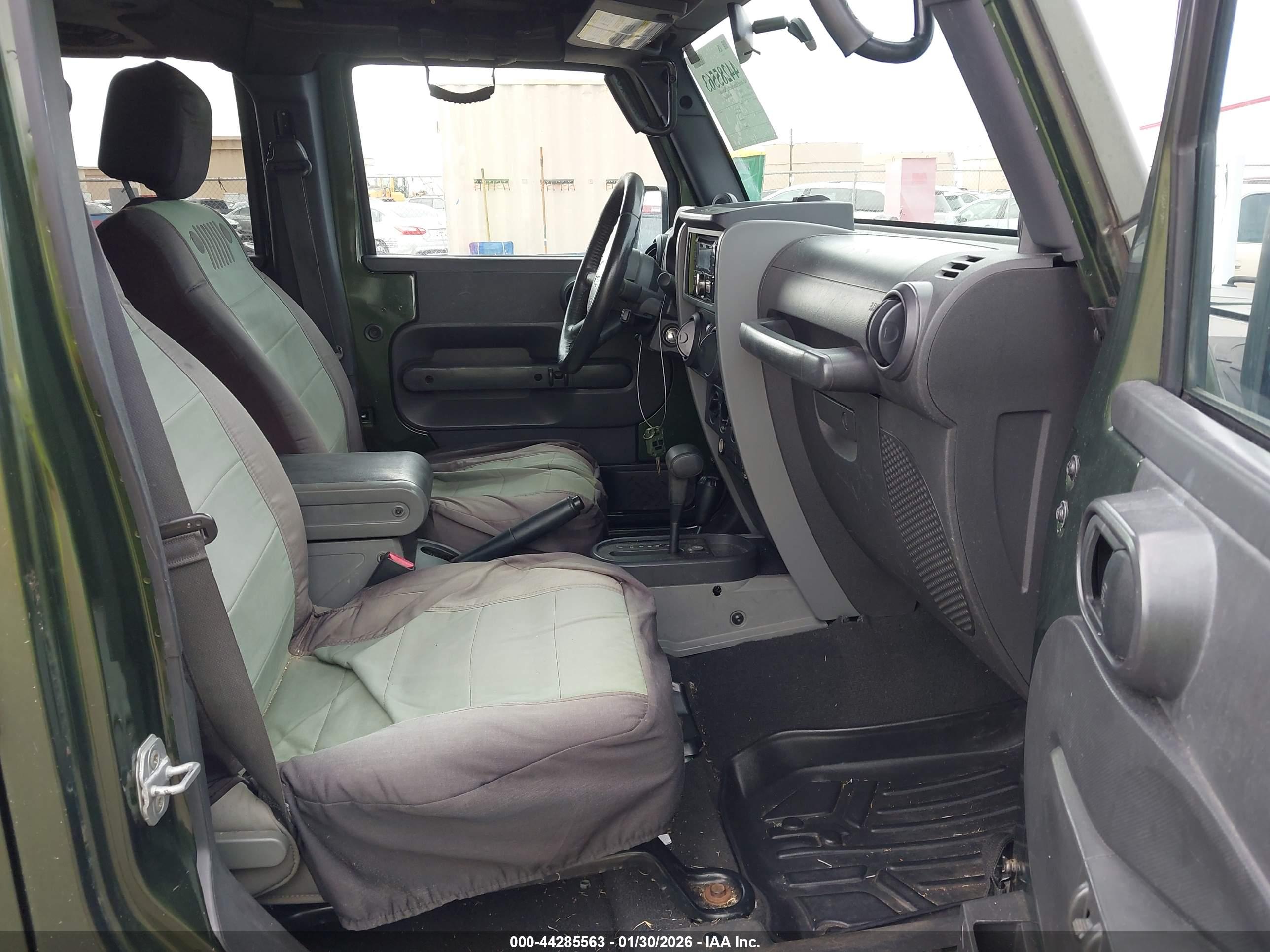 JEEP WRANGLER image 5