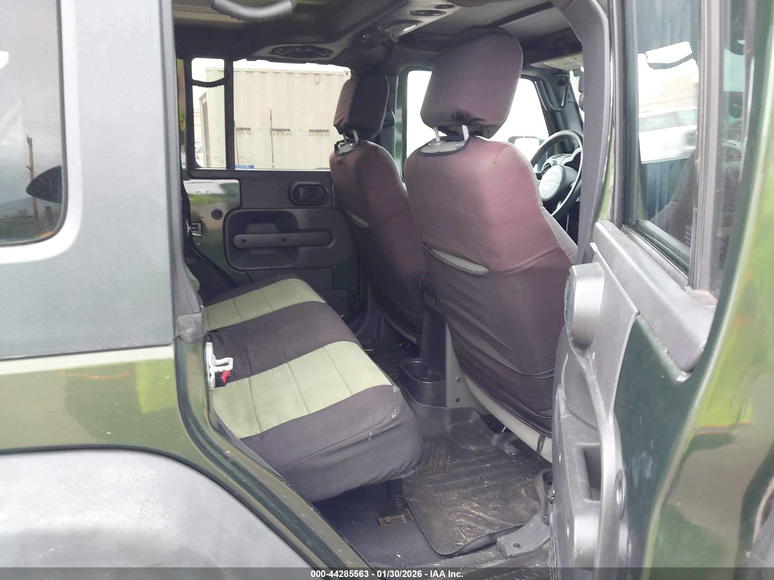 JEEP WRANGLER image 8