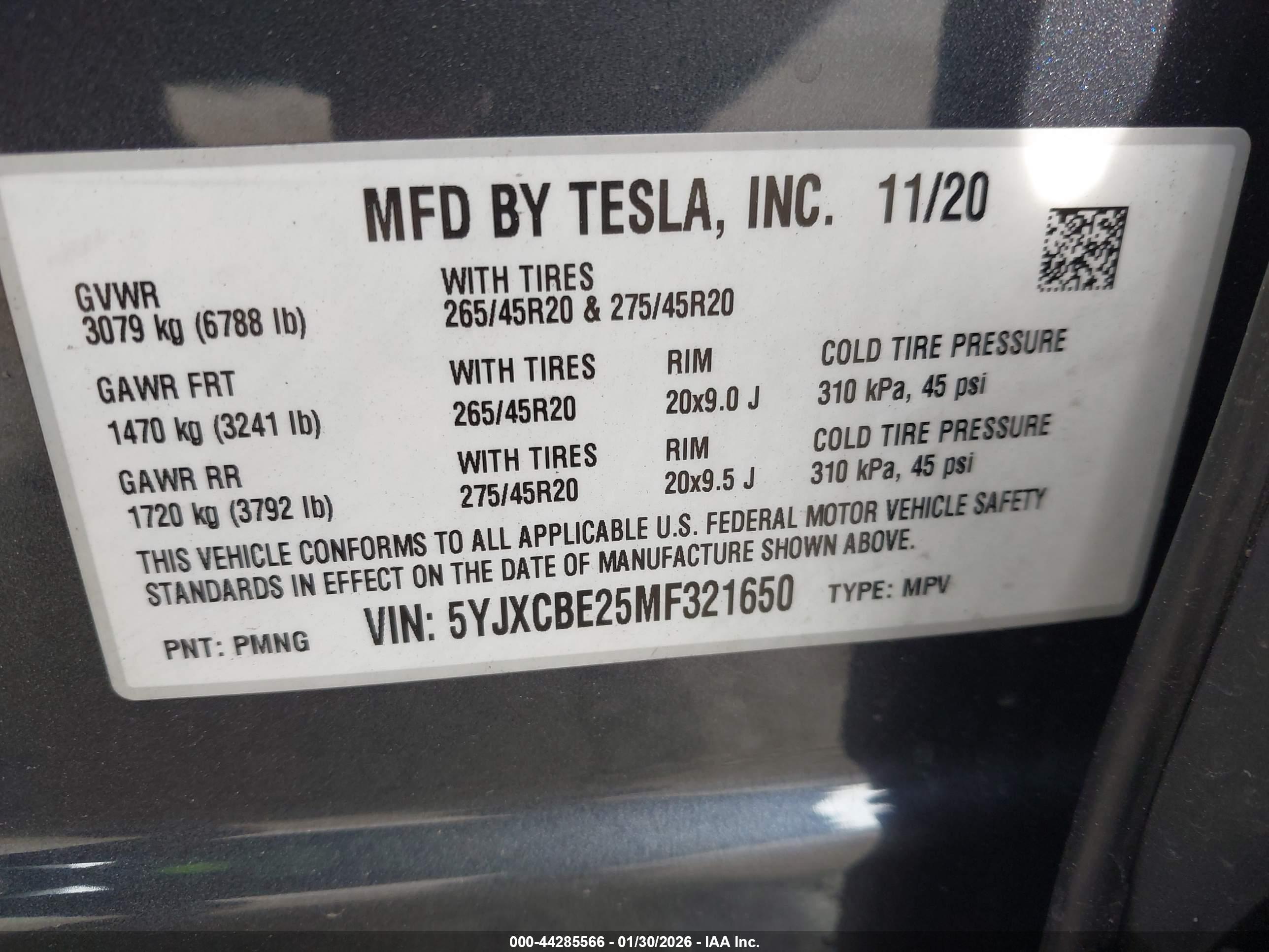 TESLA MODEL image 9