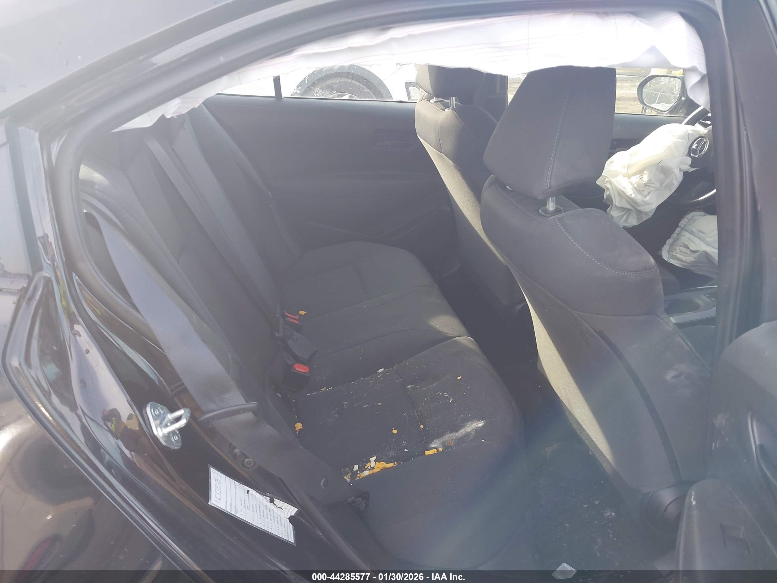 TOYOTA COROLLA image 8