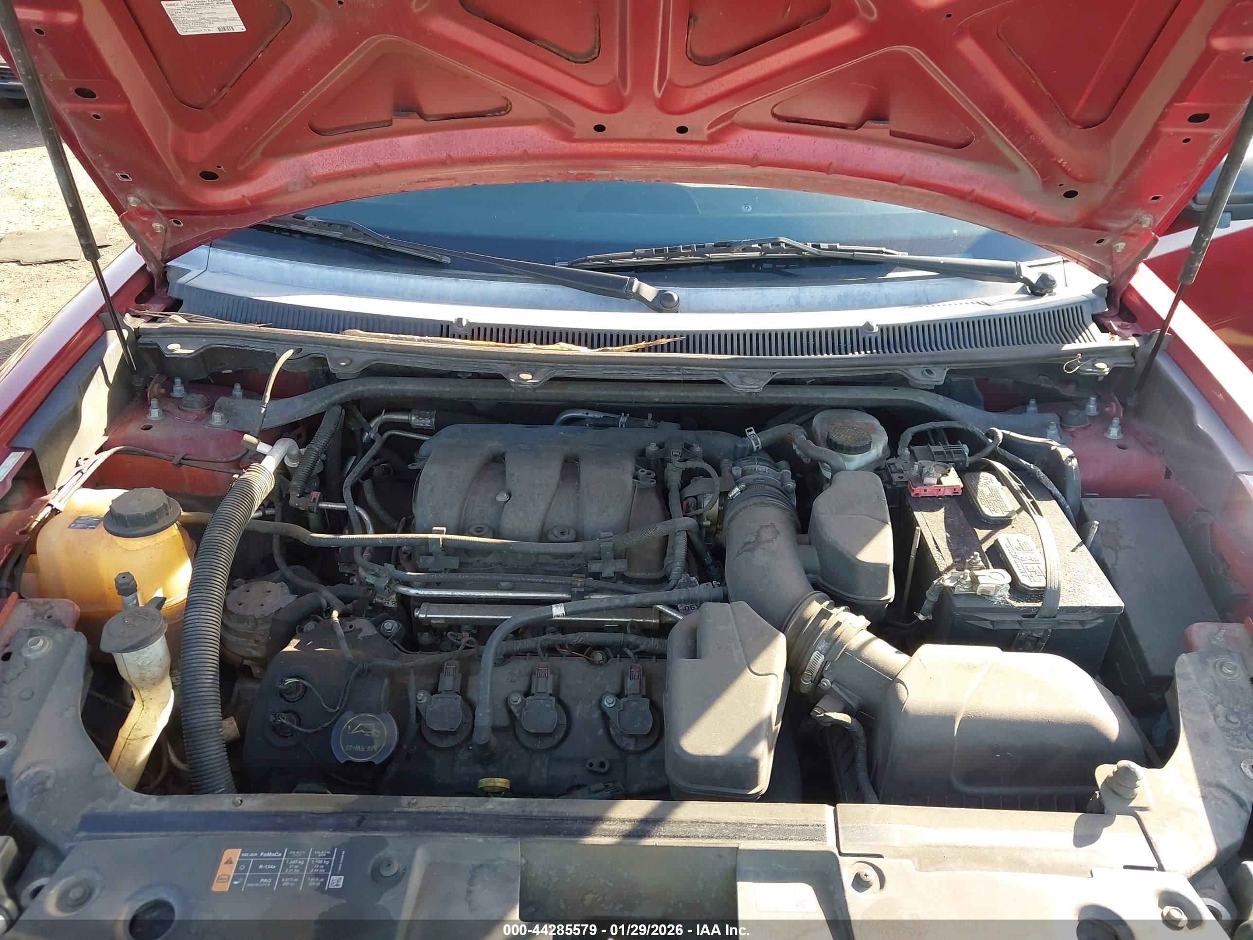 FORD FLEX image 10