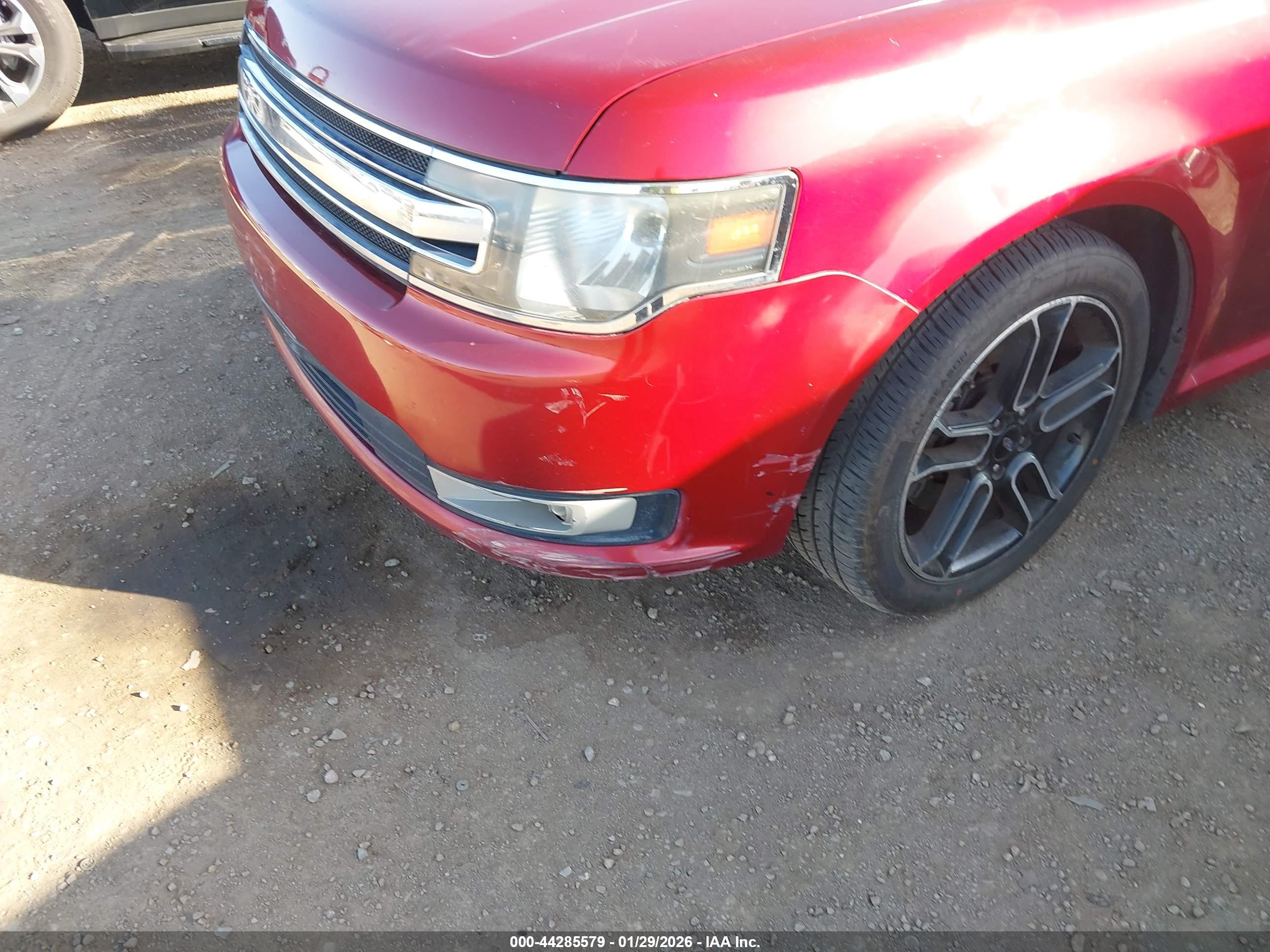 FORD FLEX image 6