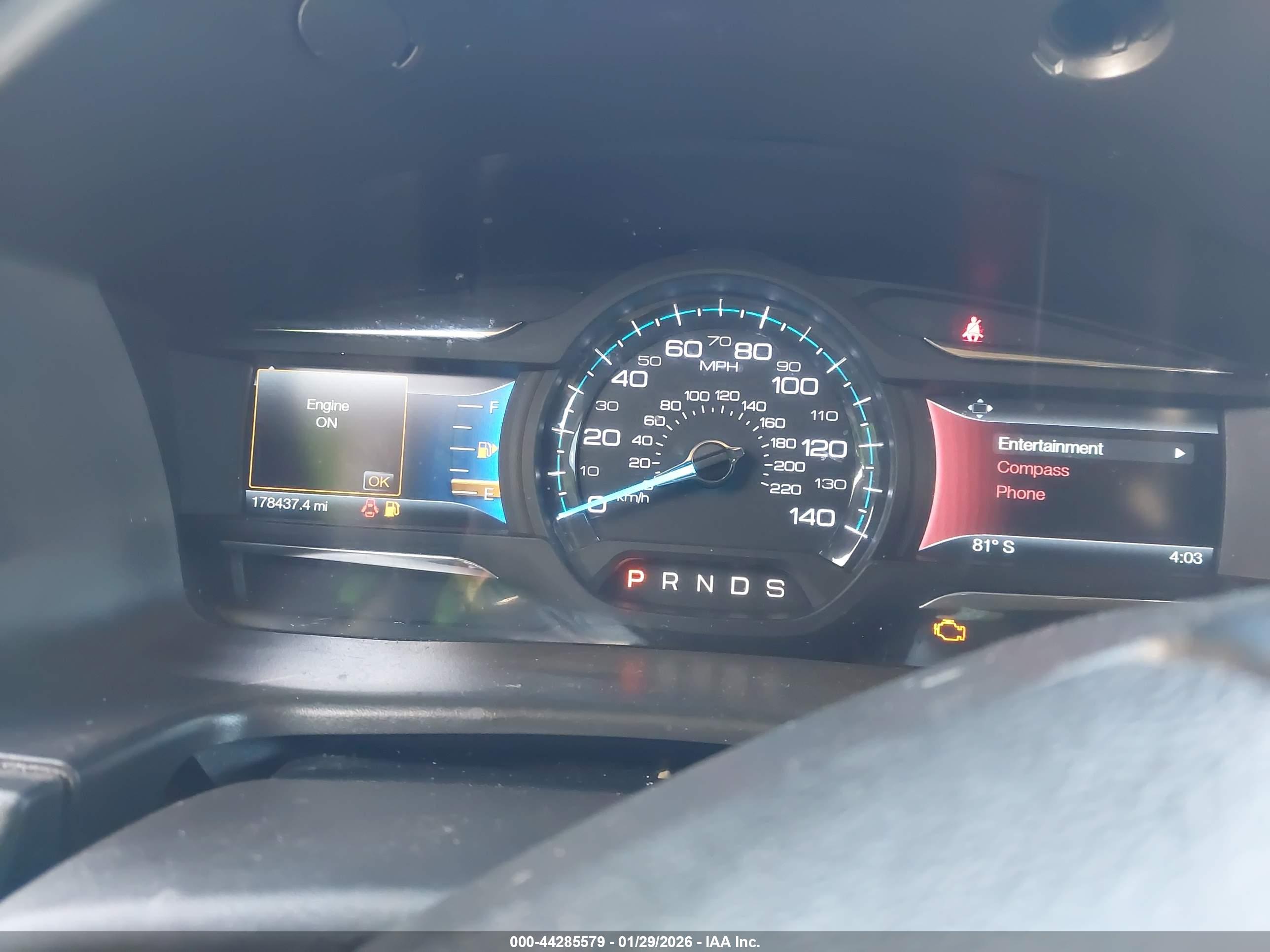 FORD FLEX image 7