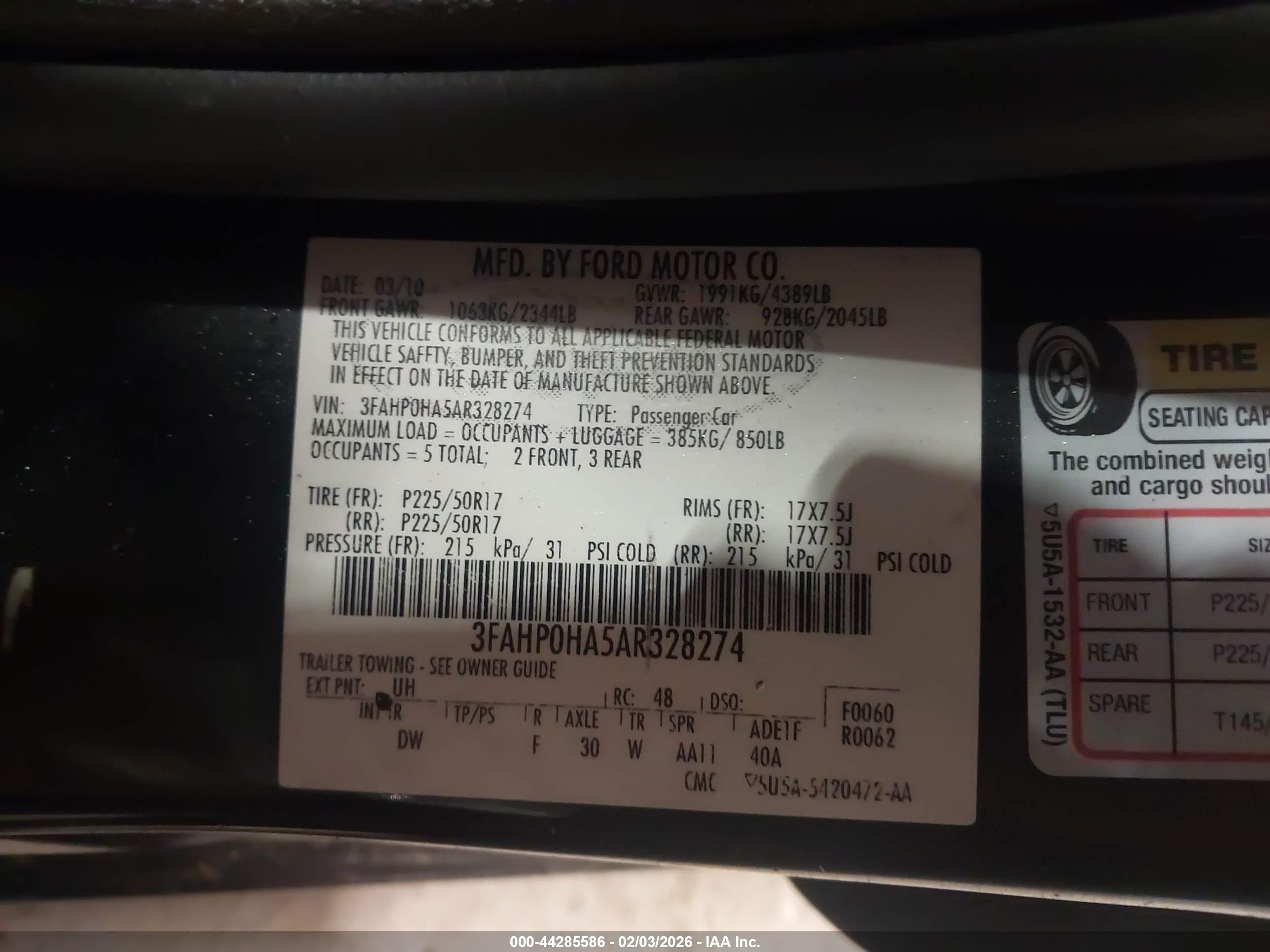 FORD FUSION image 9