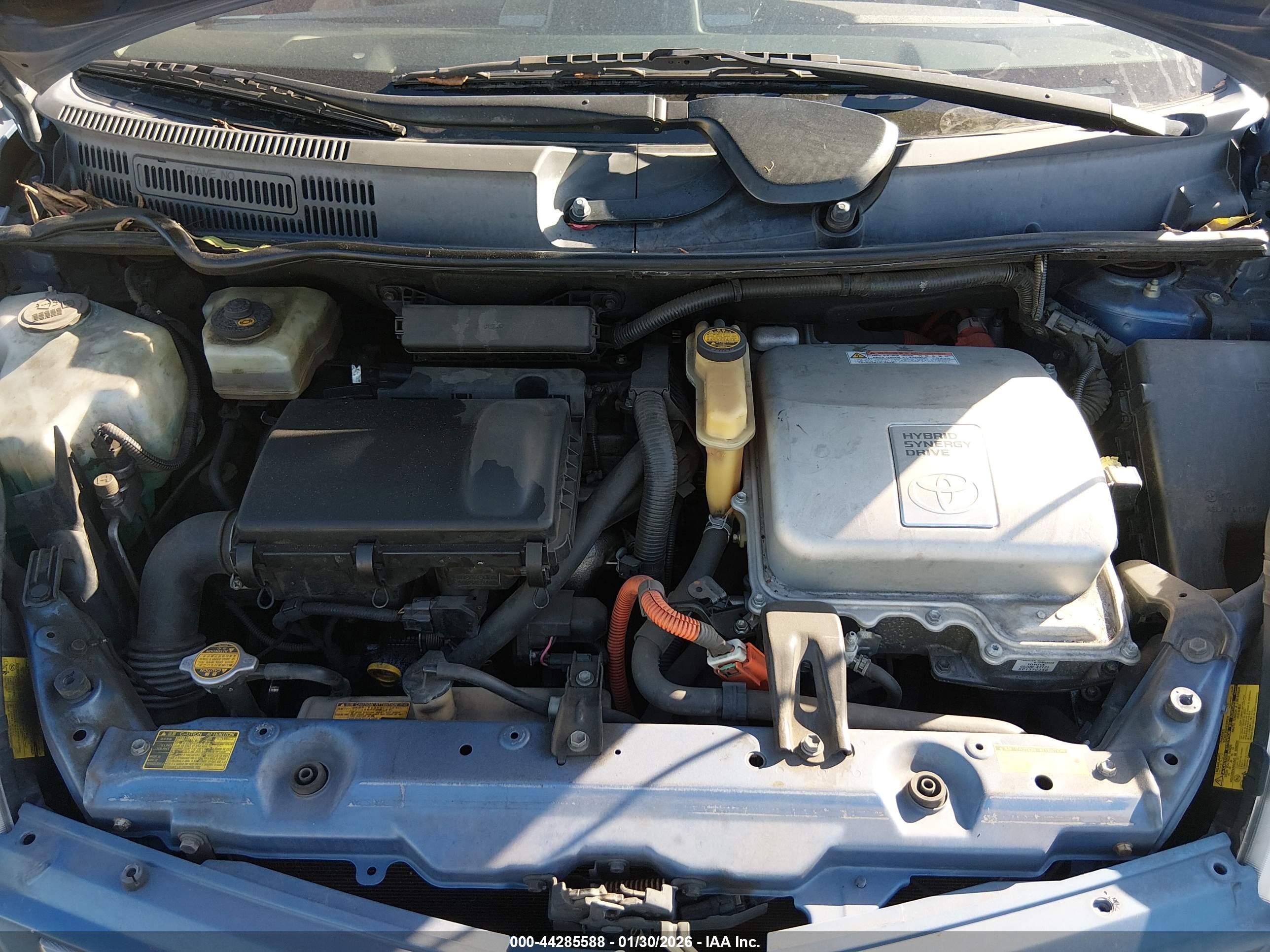 TOYOTA PRIUS image 10