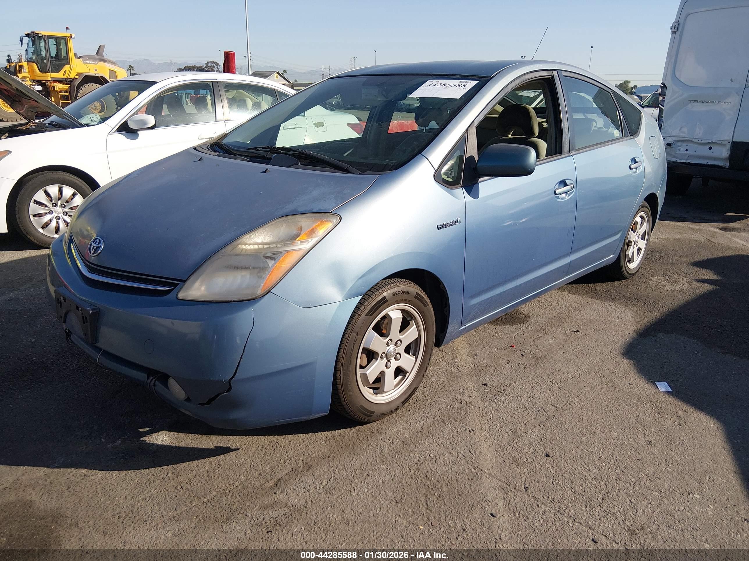 TOYOTA PRIUS image 2