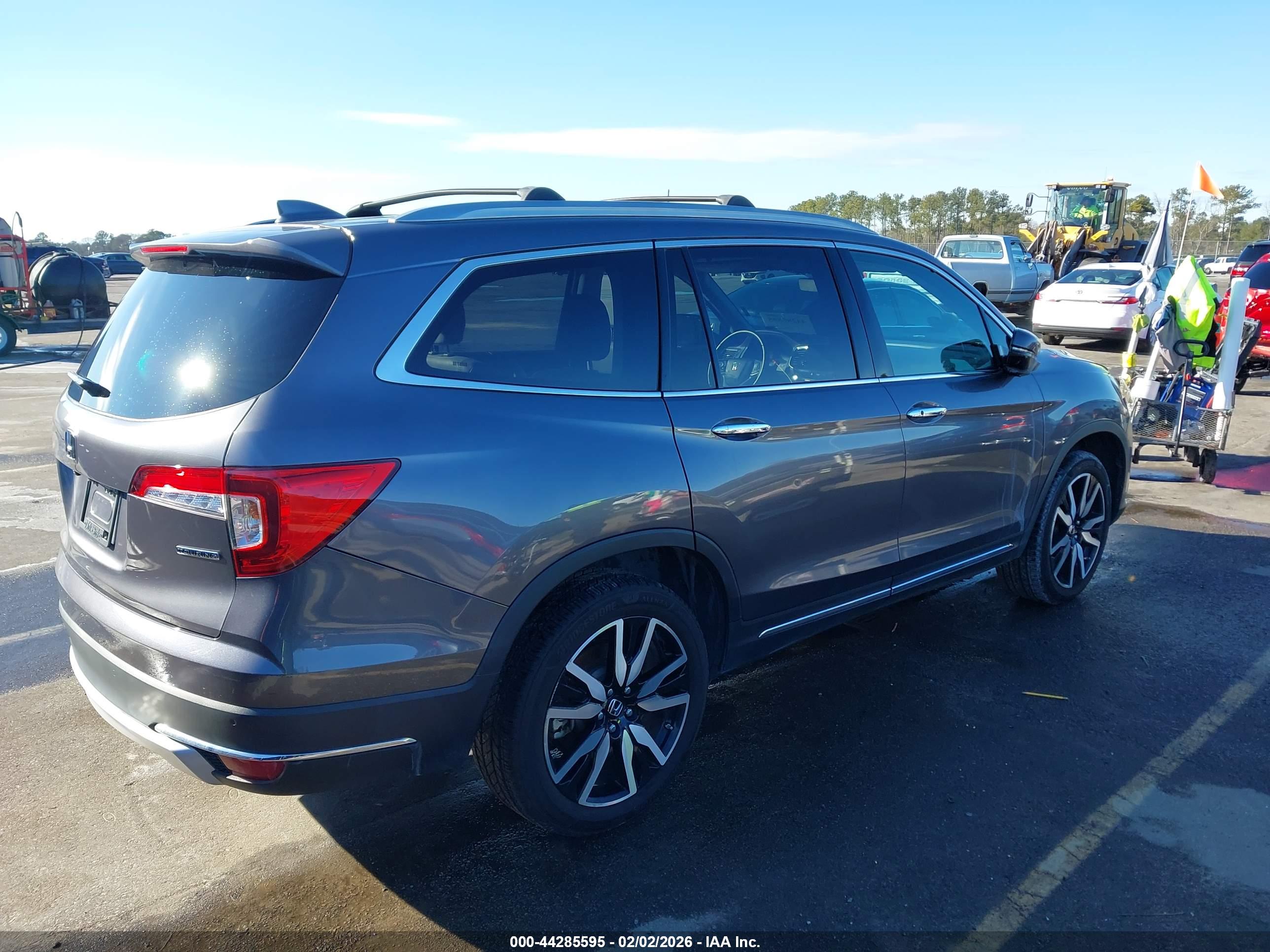 HONDA PILOT image 4