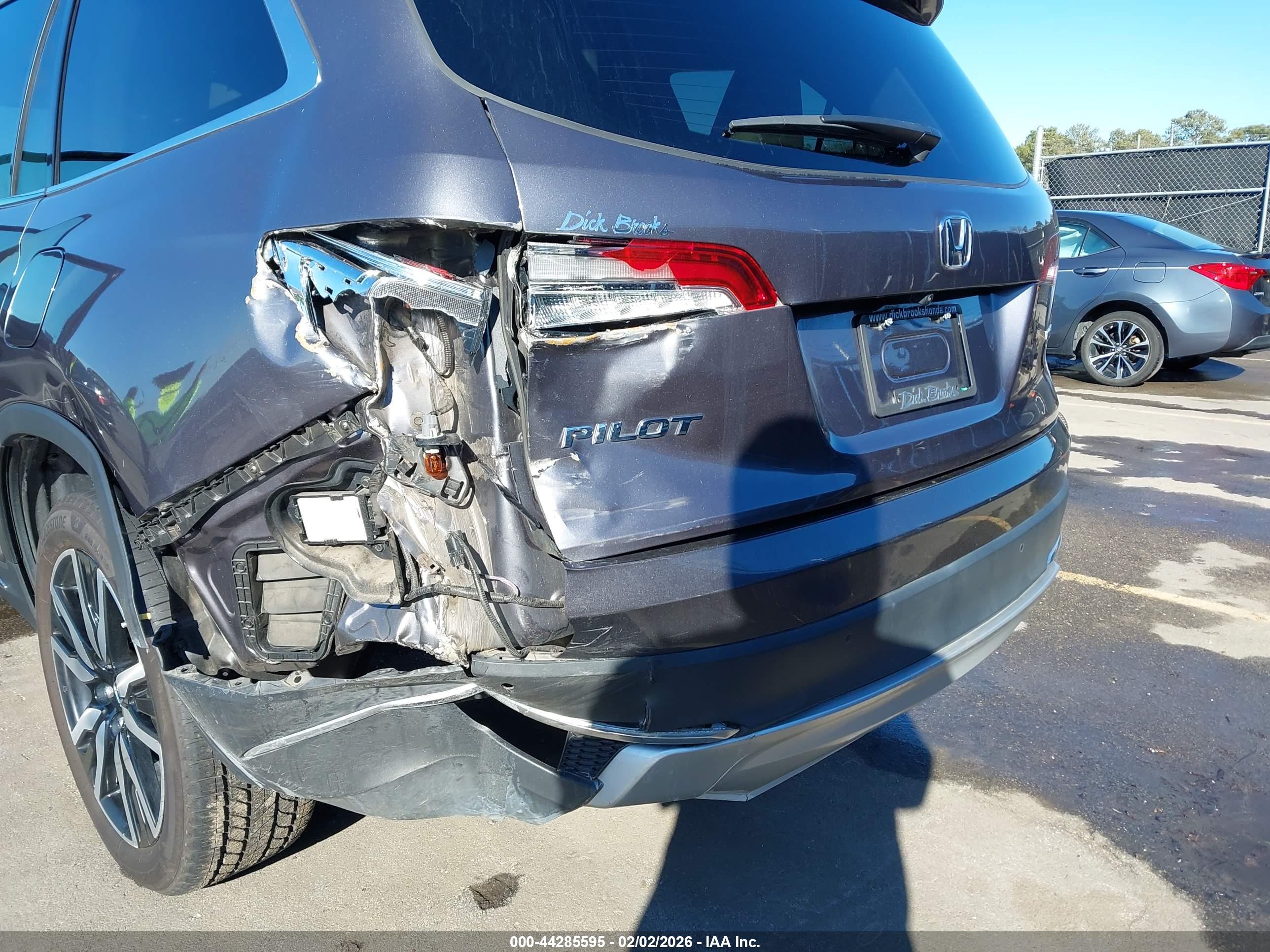 HONDA PILOT image 6