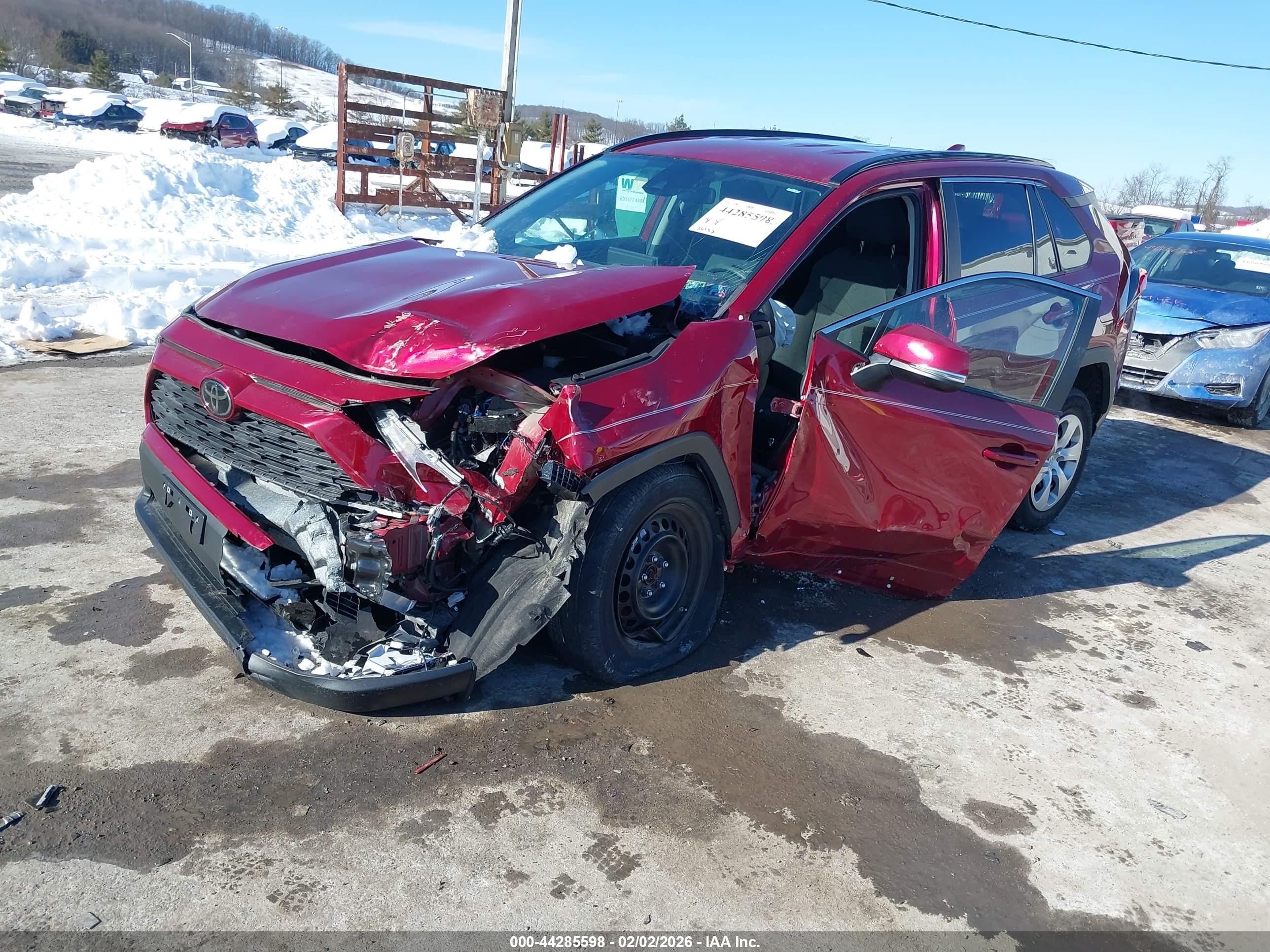 TOYOTA RAV4 image 2