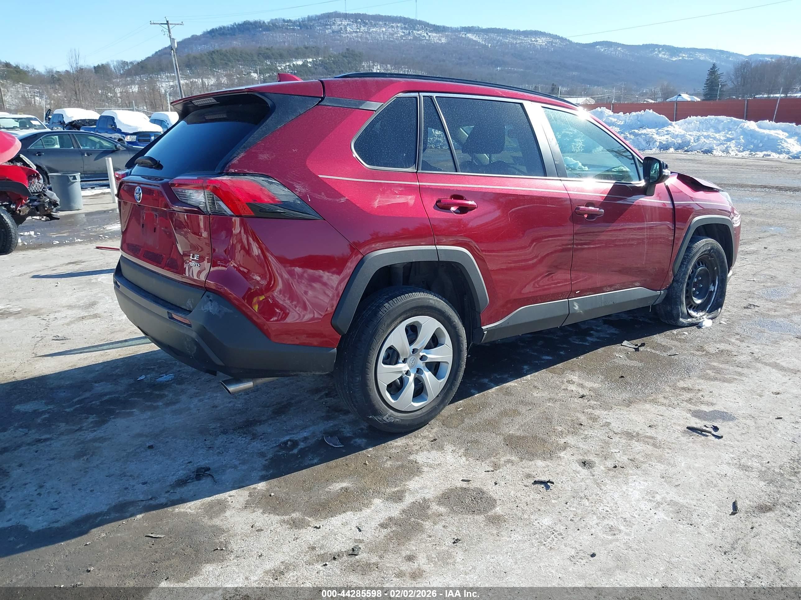 TOYOTA RAV4 image 4