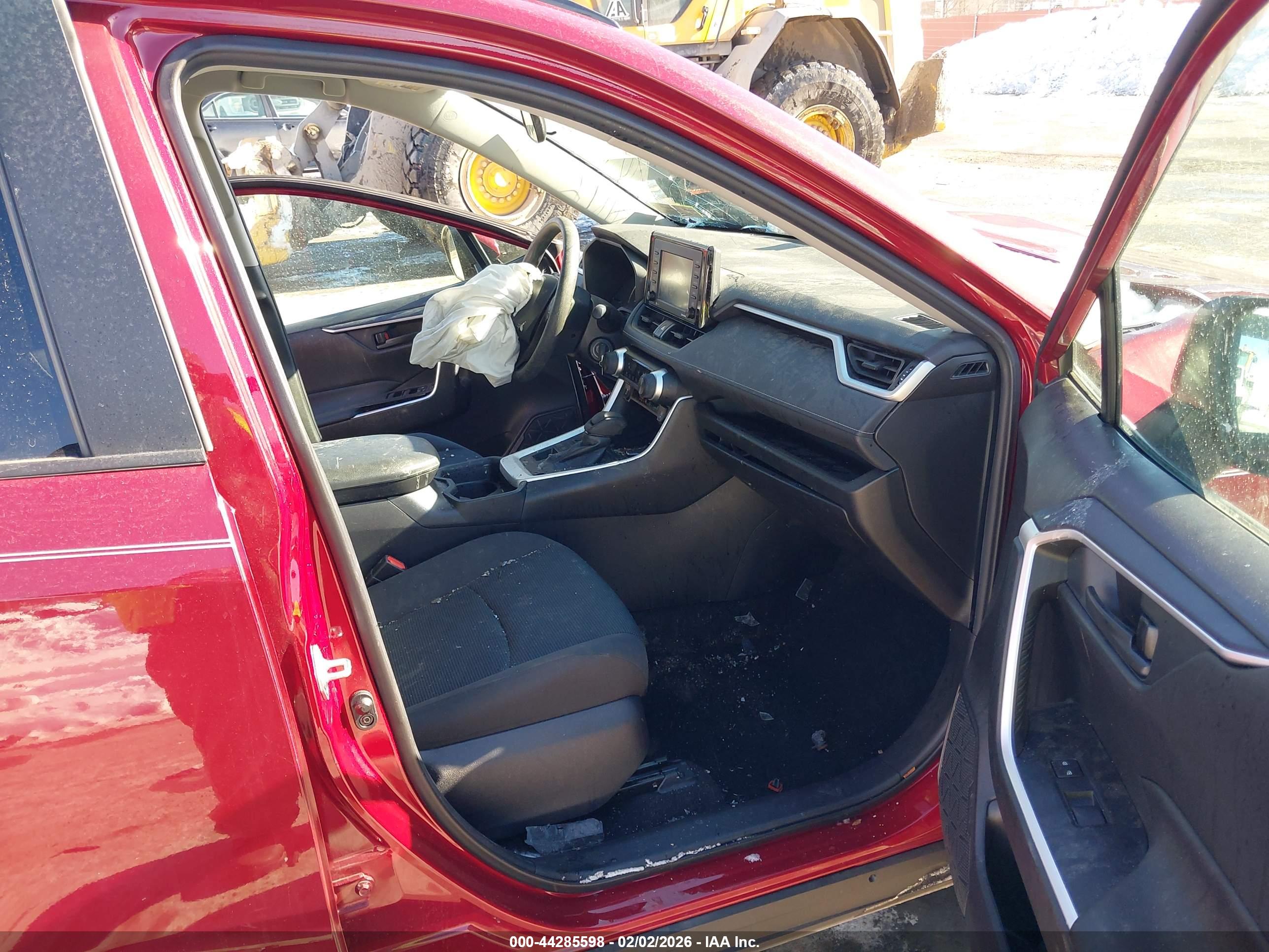 TOYOTA RAV4 image 5