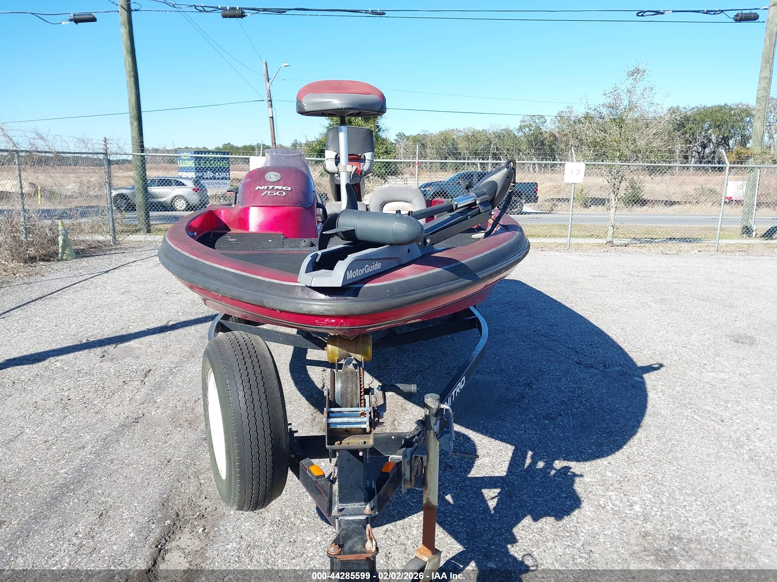 NITRO 17'6" image 6