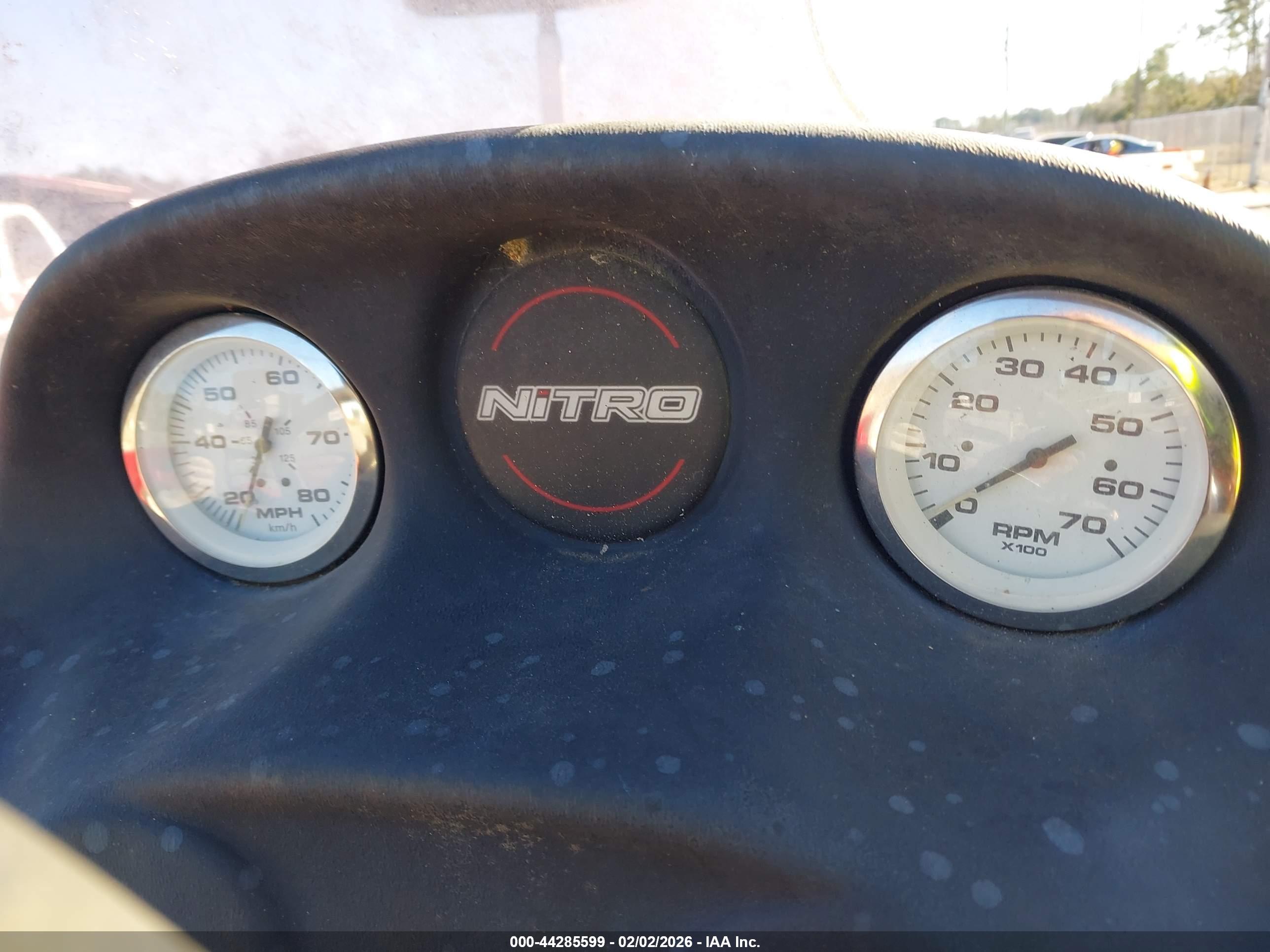 NITRO 17'6" image 7