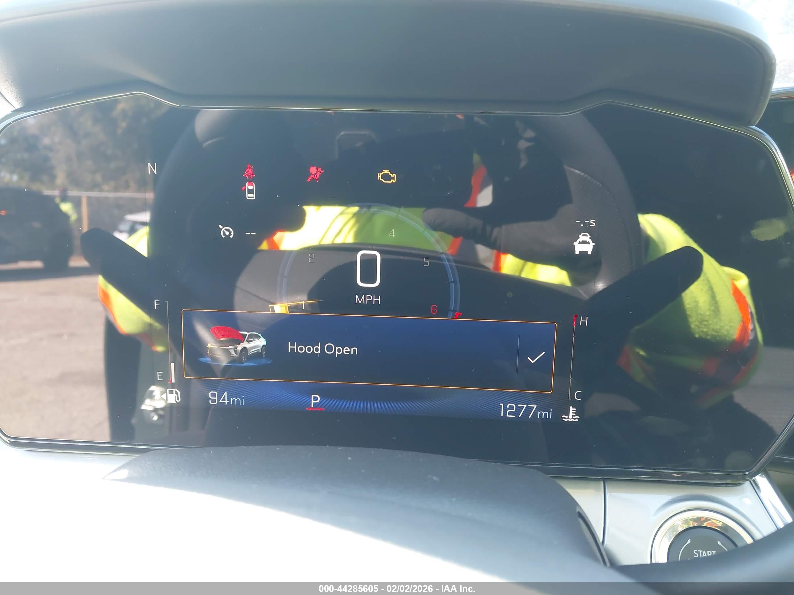CHEVROLET TRAX image 7