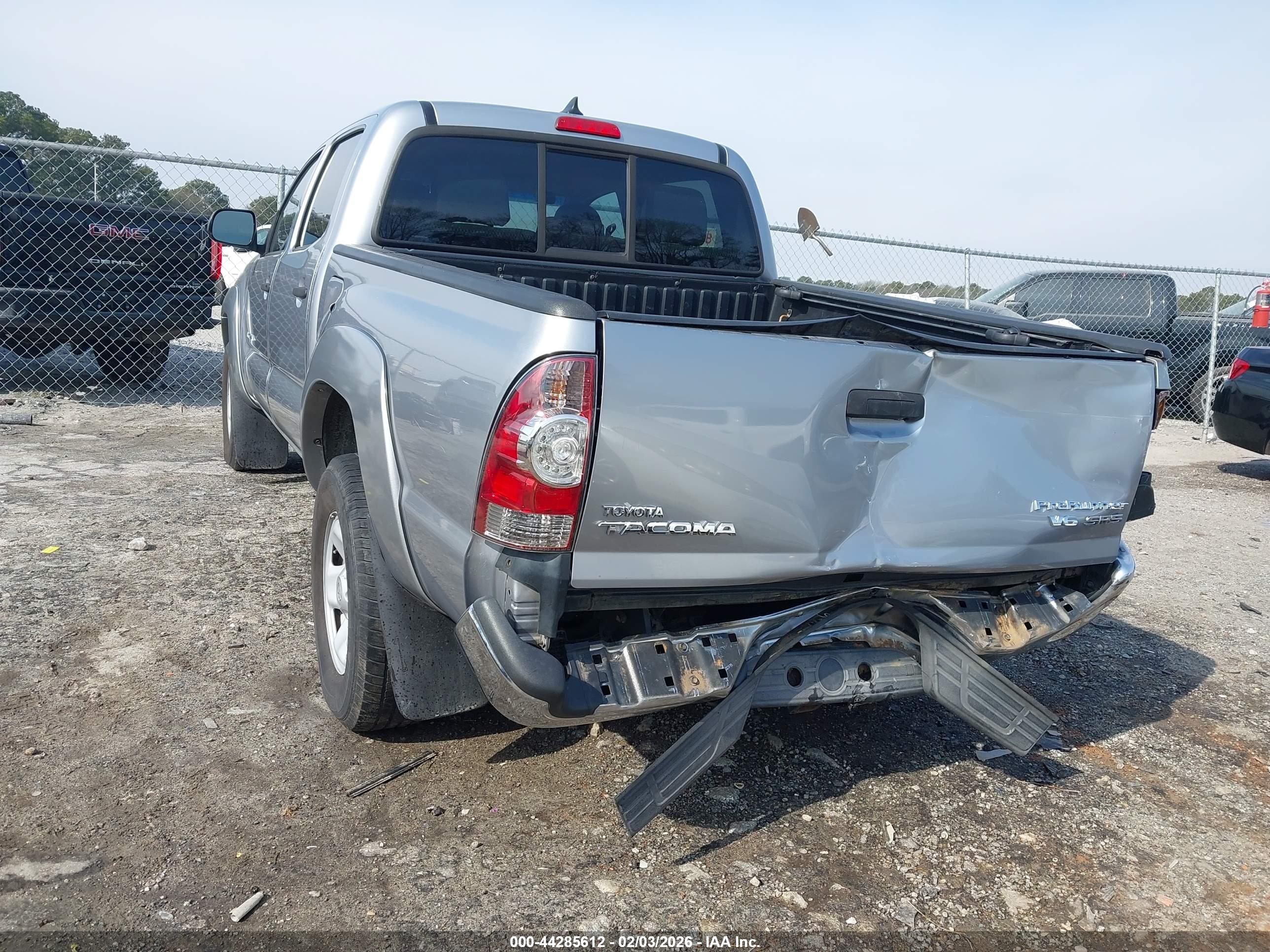 TOYOTA TACOMA image 6