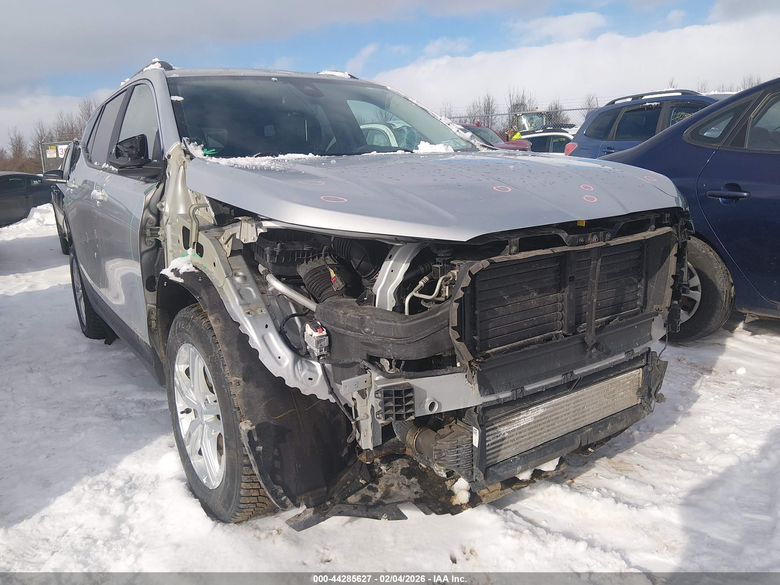 GMC TERRAIN image 6