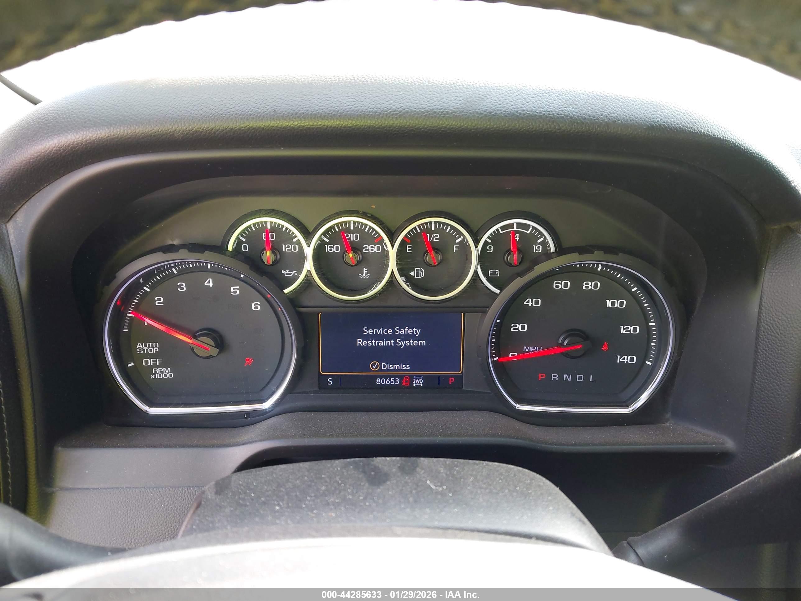 CHEVROLET SILVERADO image 7